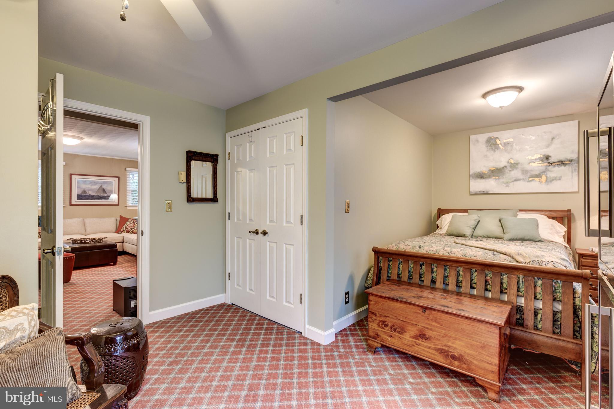 WINCHESTER PARK - Residential