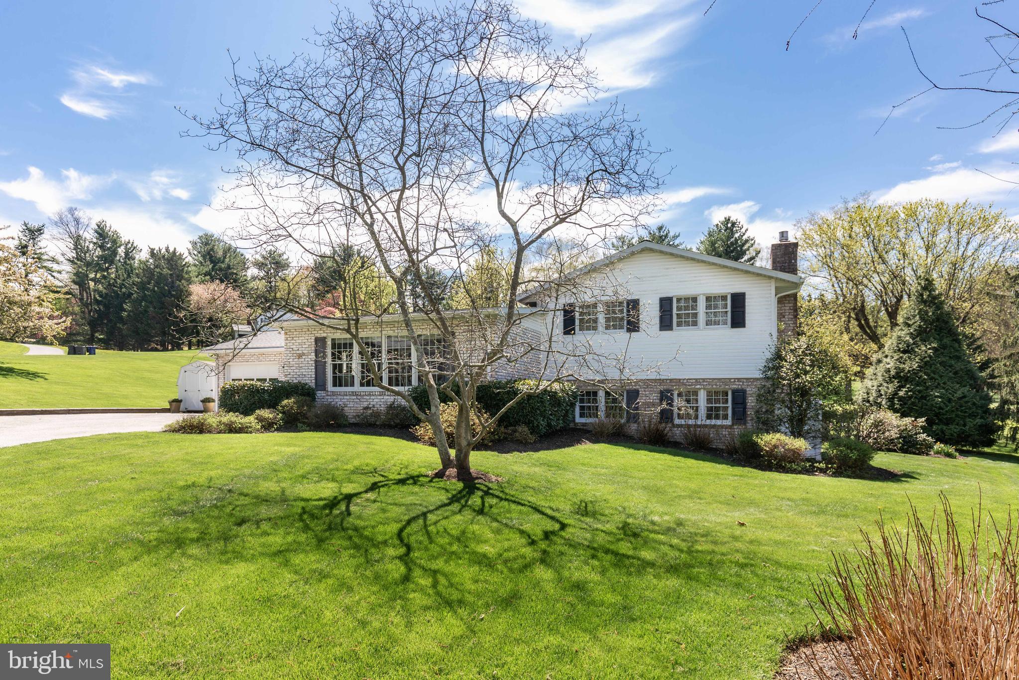 832 WINCHESTER DRIVE