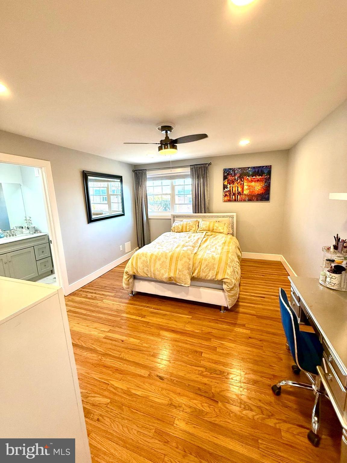 SOMERTON - Residential