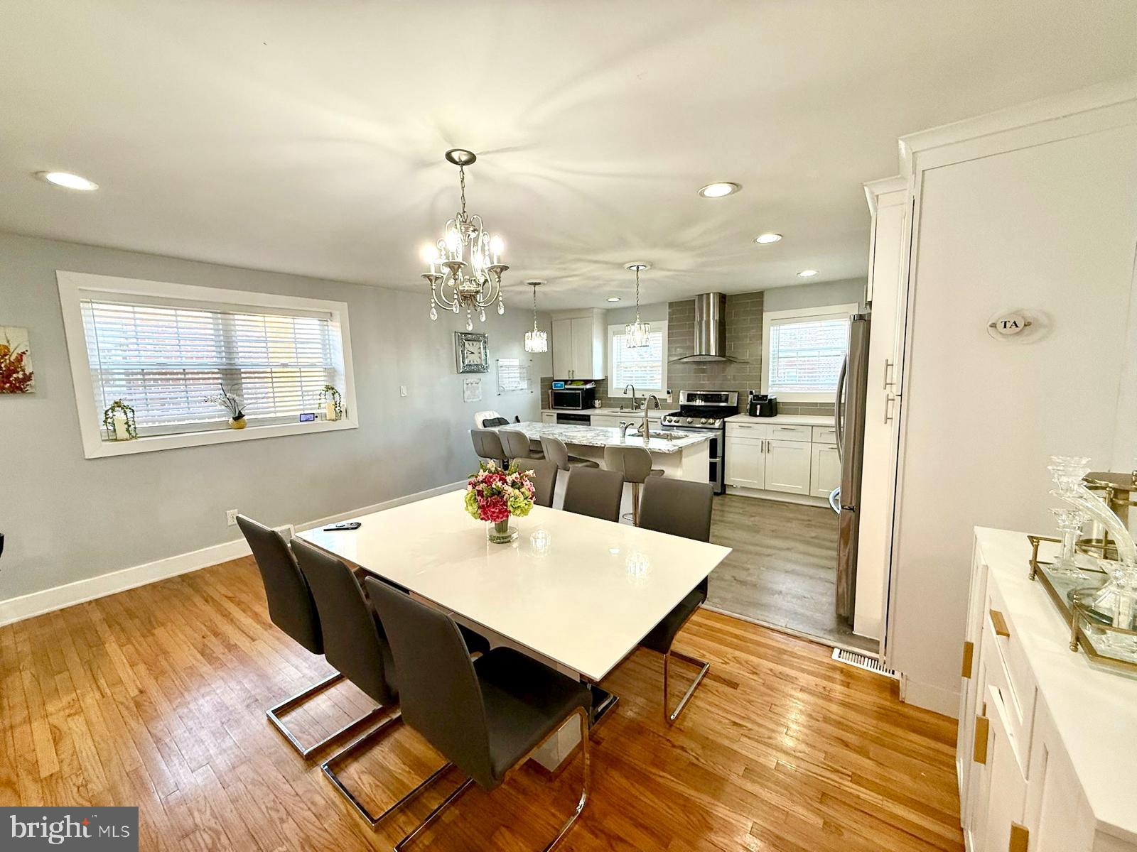 SOMERTON - Residential