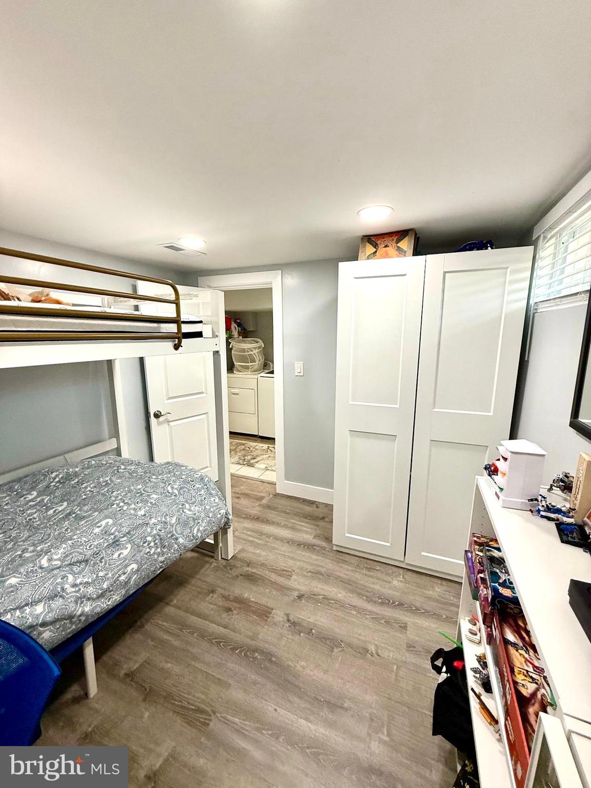 SOMERTON - Residential