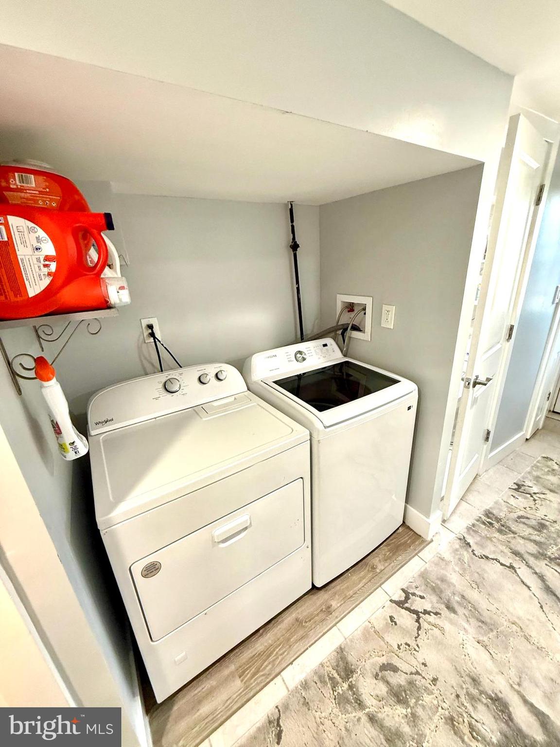 SOMERTON - Residential