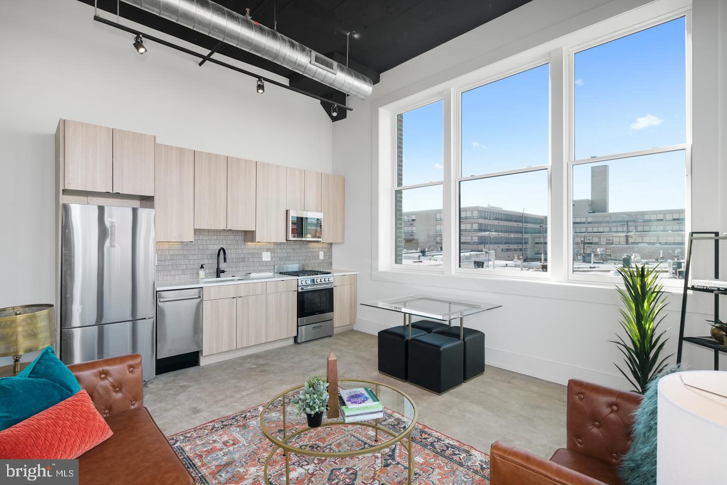 1218 SNYDER AVENUE 5