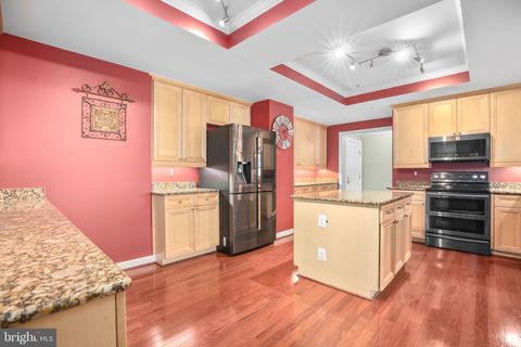 485 HARBOR SIDE STREET 703 WOODBRIDGE VA 22191