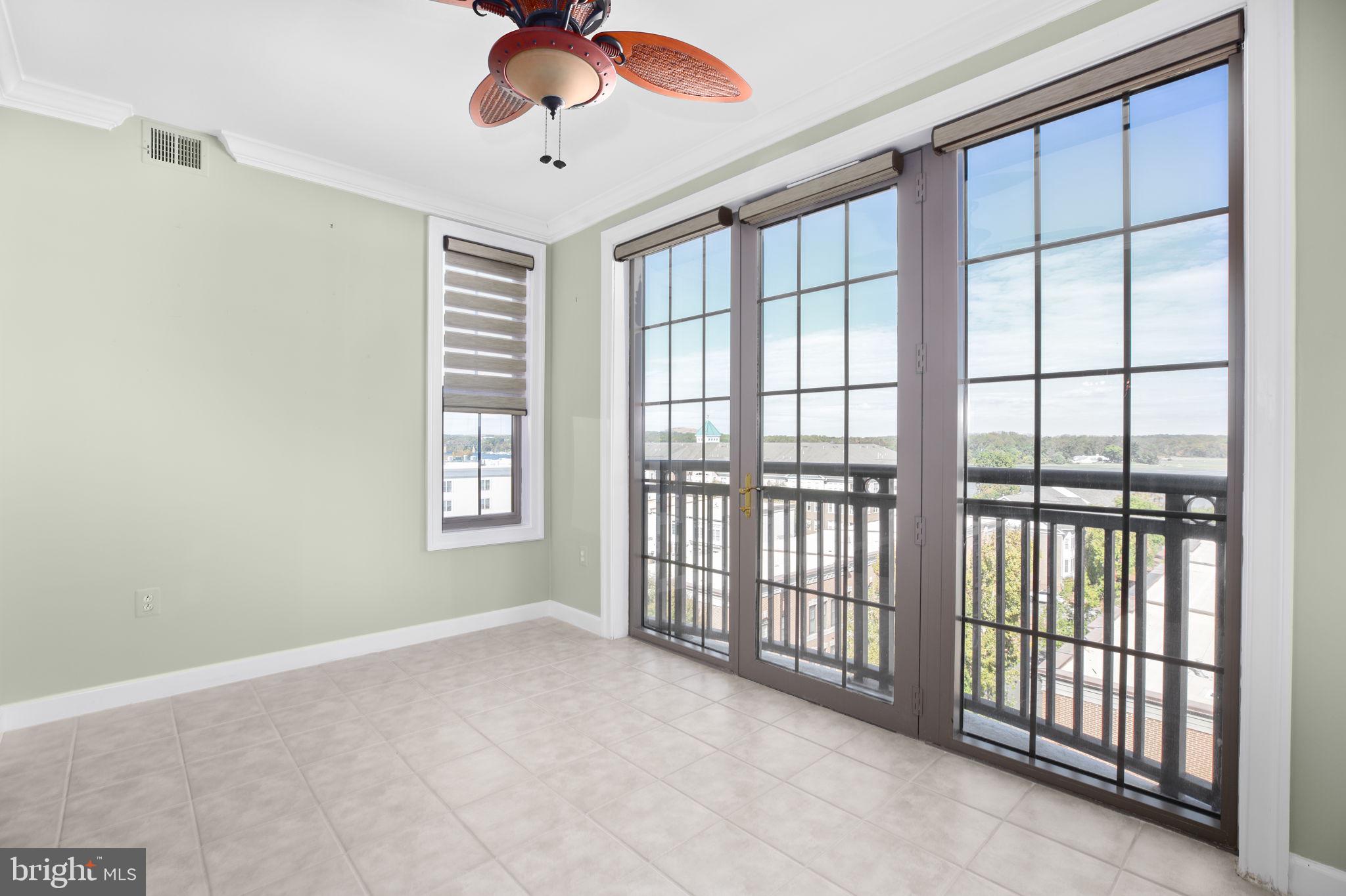 485 HARBOR SIDE STREET 703
