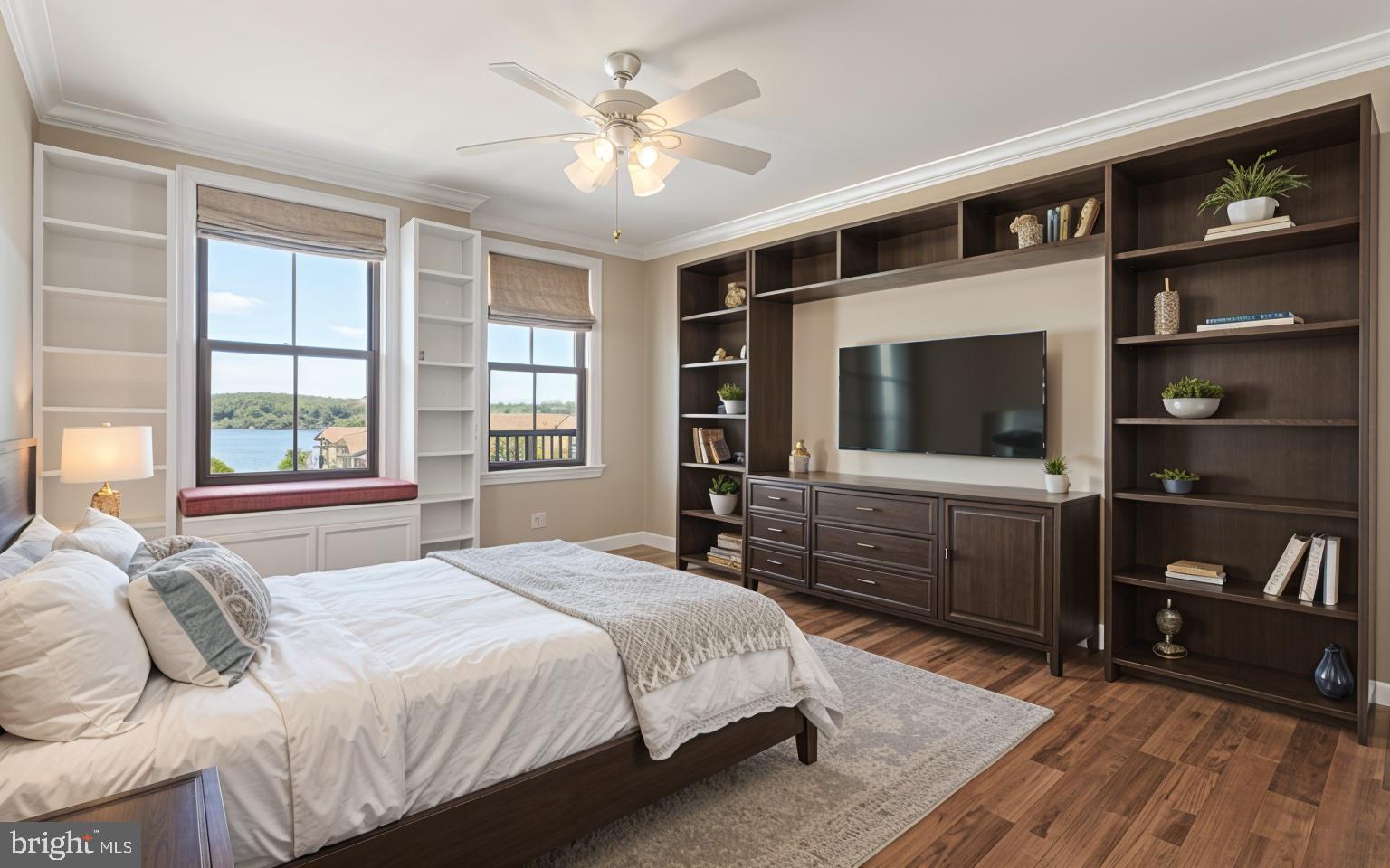 485 HARBOR SIDE STREET 703