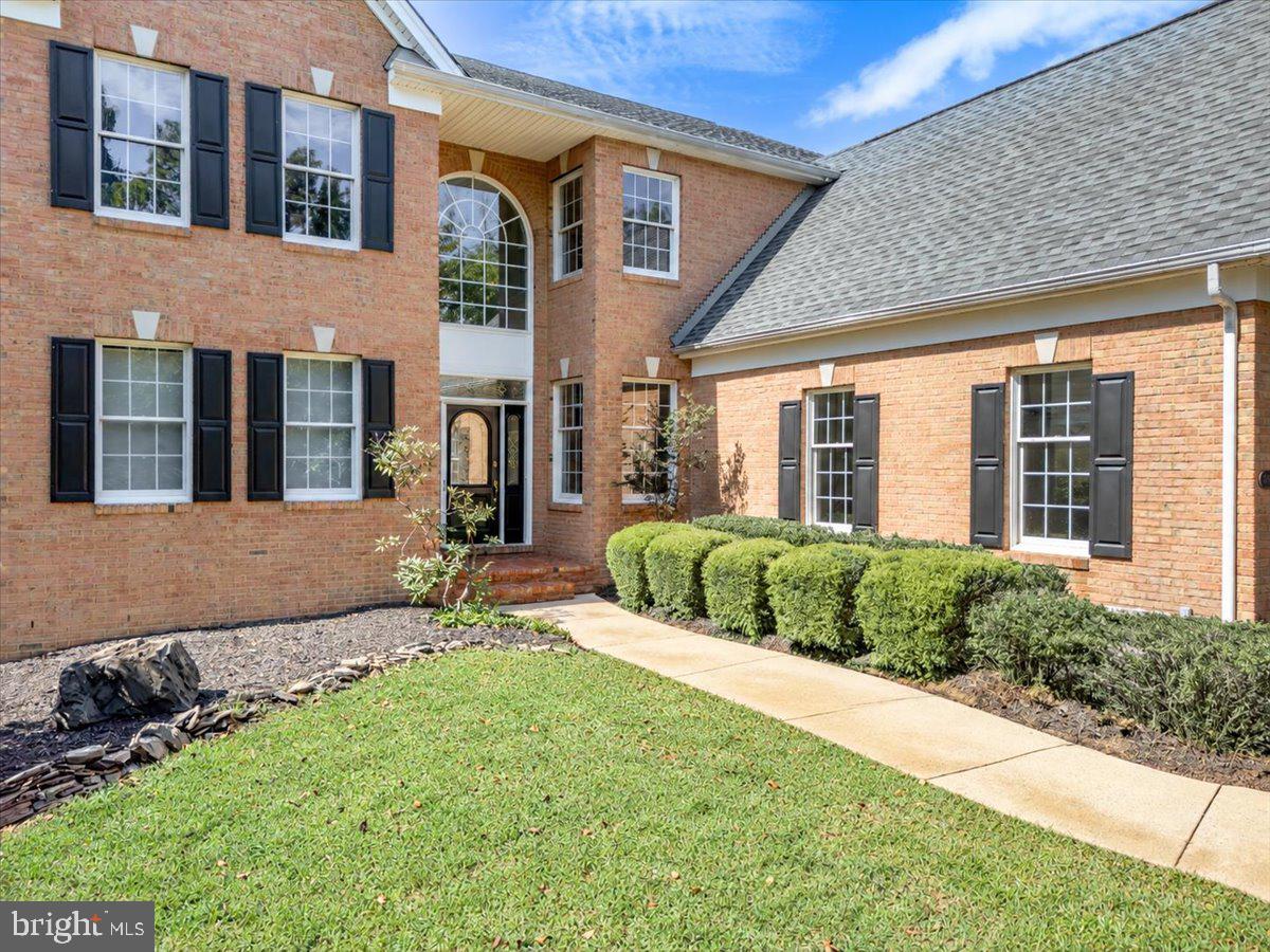 5008 SHORT GRASS LANE