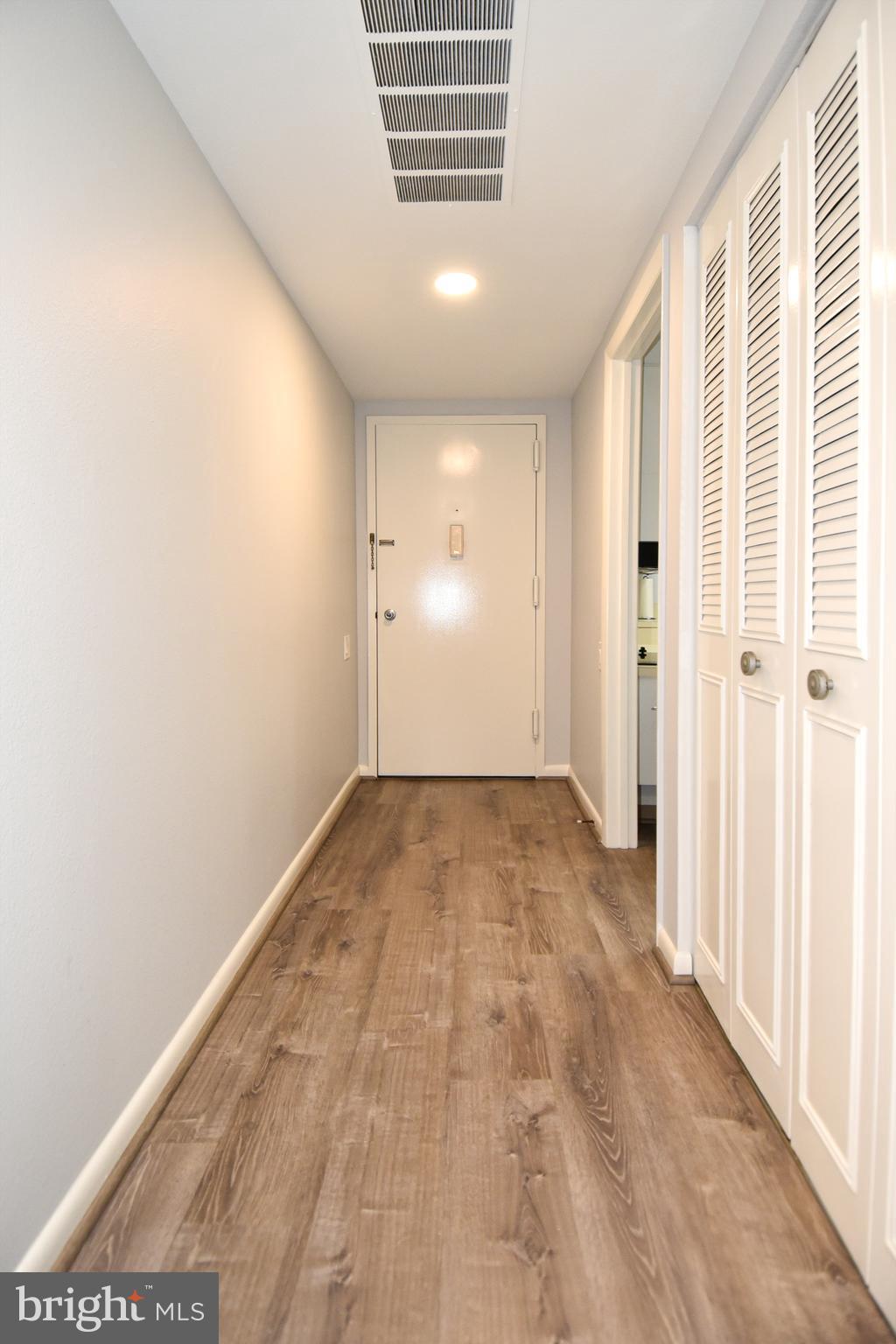 LEISURE WORLD - Residential