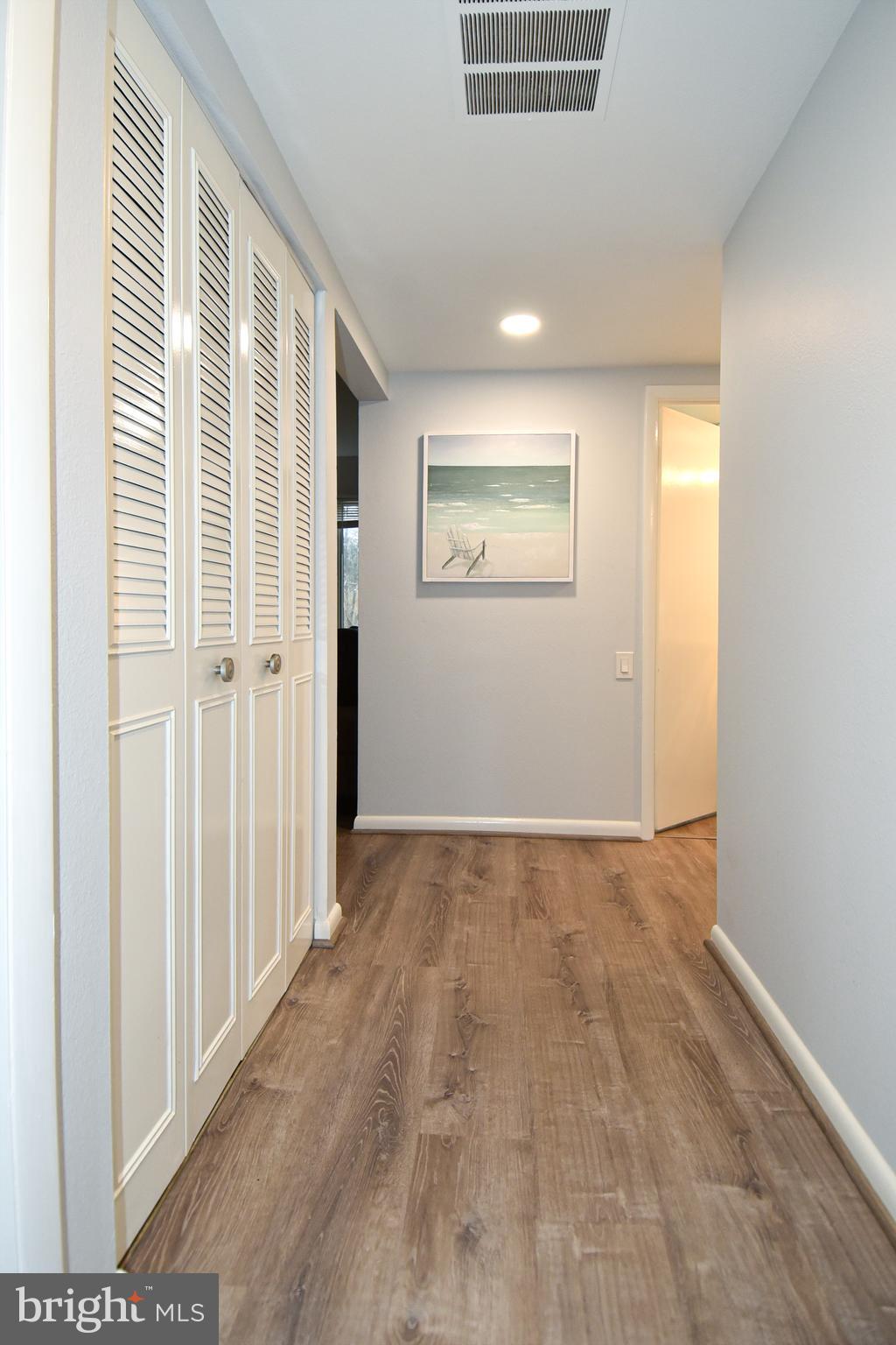 LEISURE WORLD - Residential