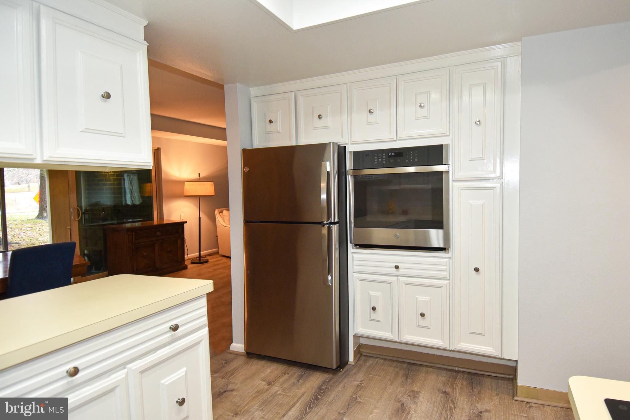 LEISURE WORLD - Residential