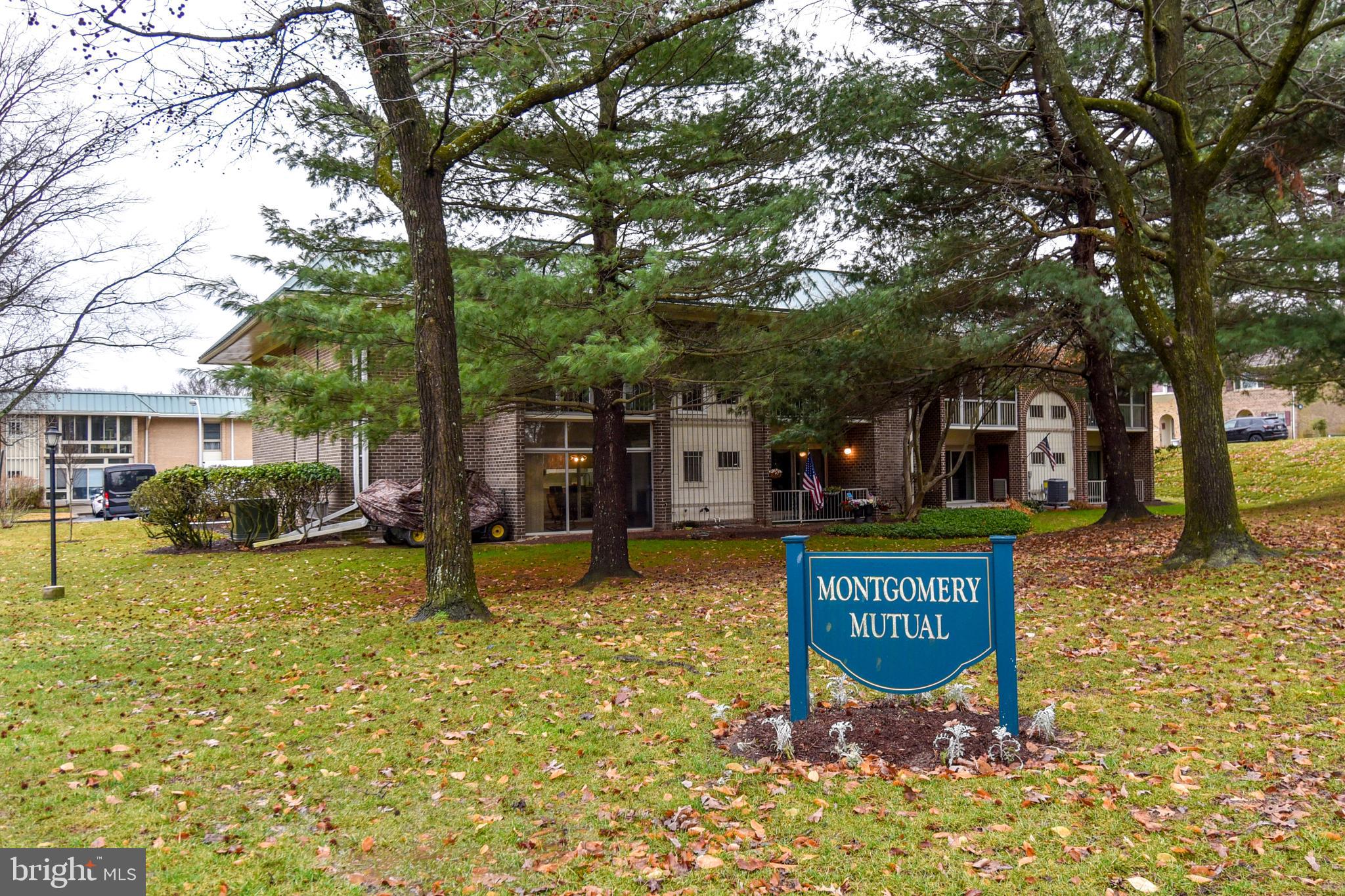 LEISURE WORLD - Residential