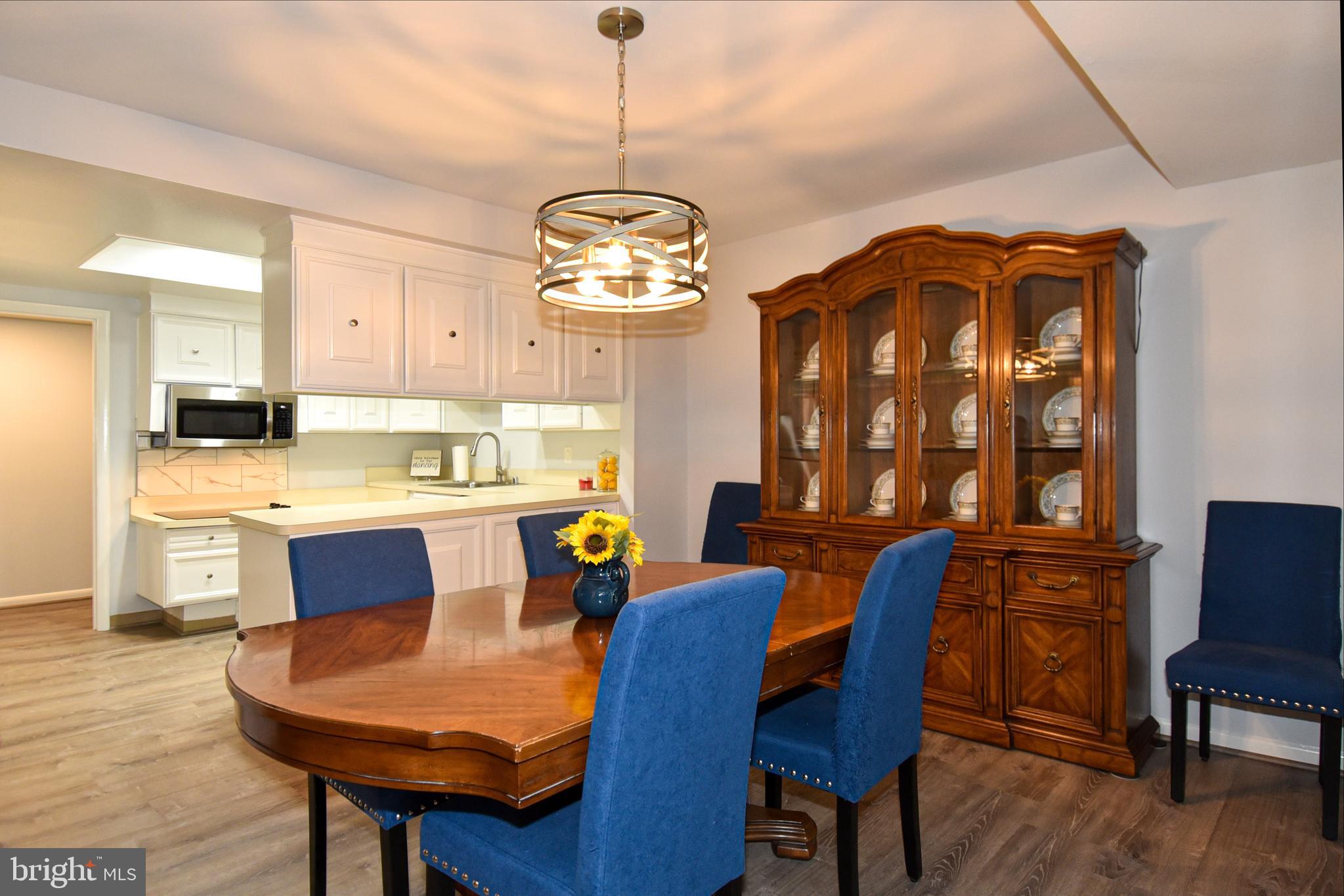 LEISURE WORLD - Residential