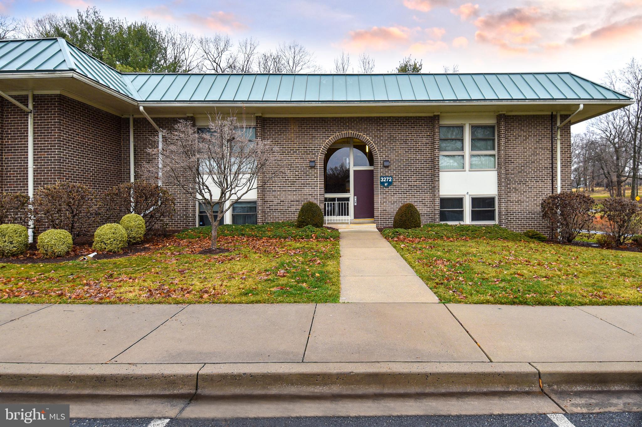 LEISURE WORLD - Residential