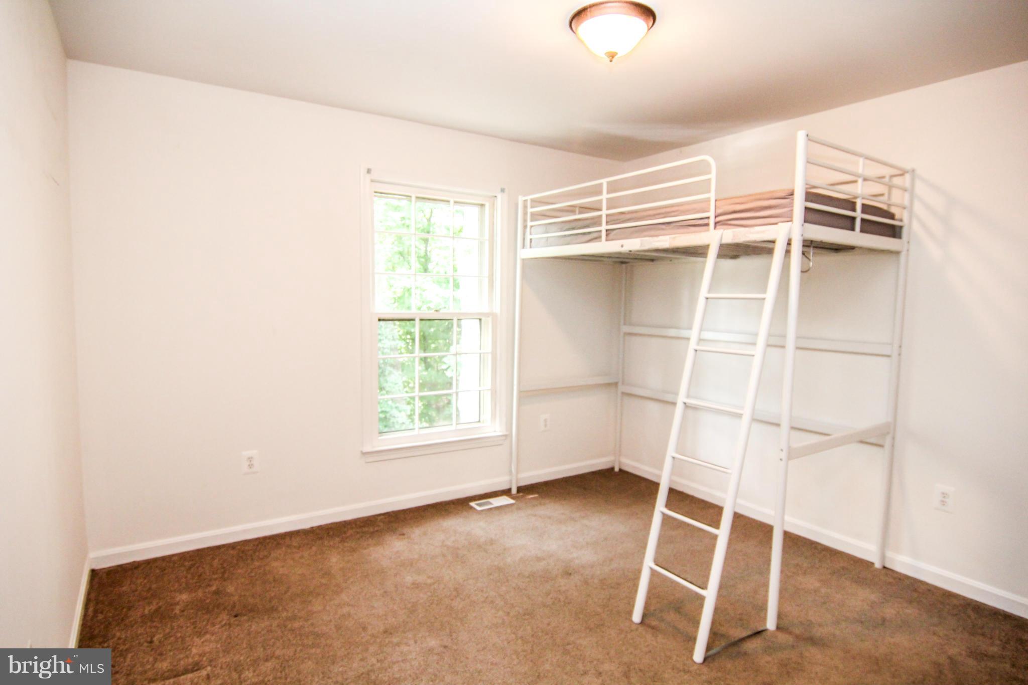 MONTCLAIR - Residential