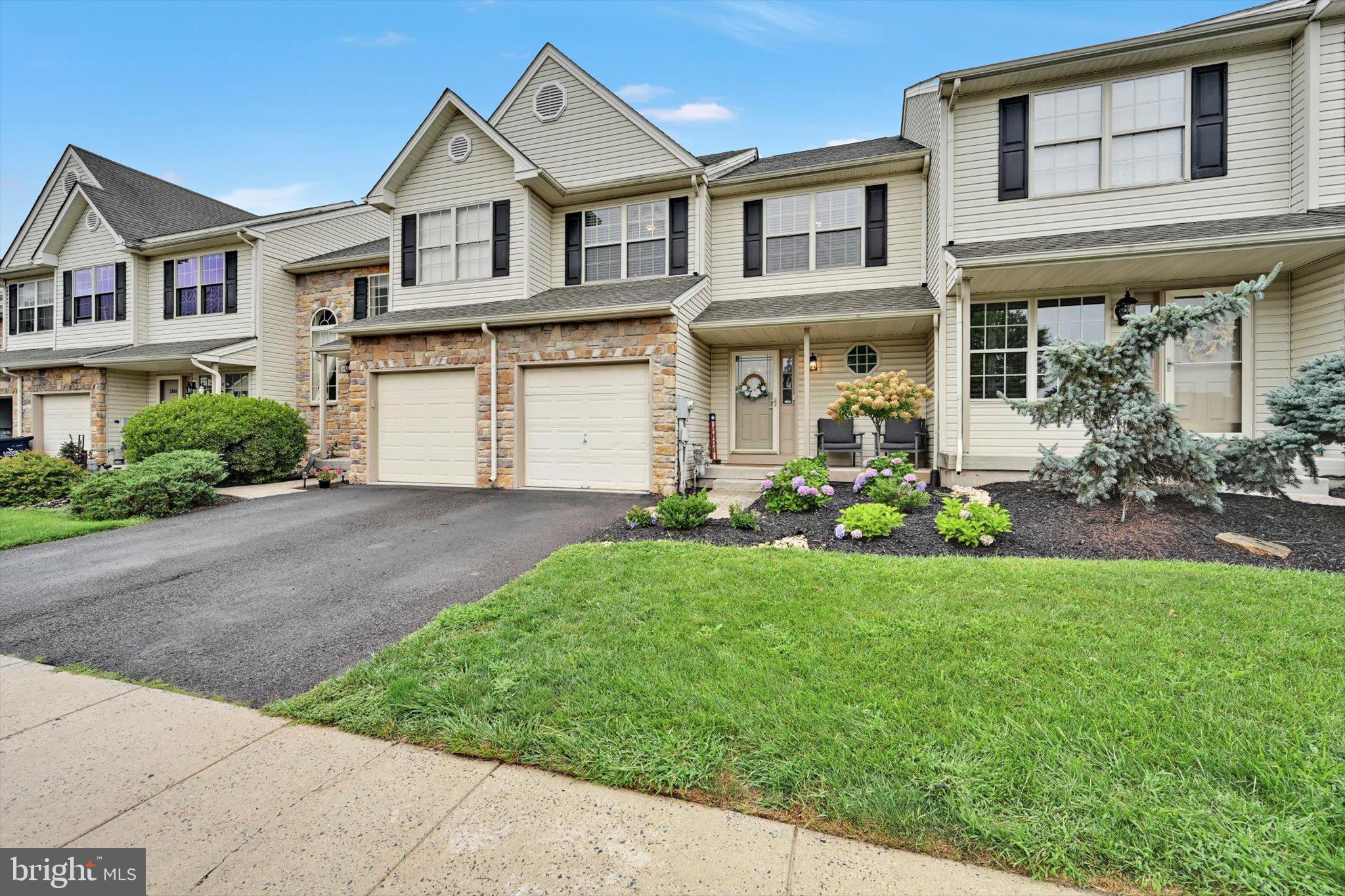 2806 GATEWAY DRIVE