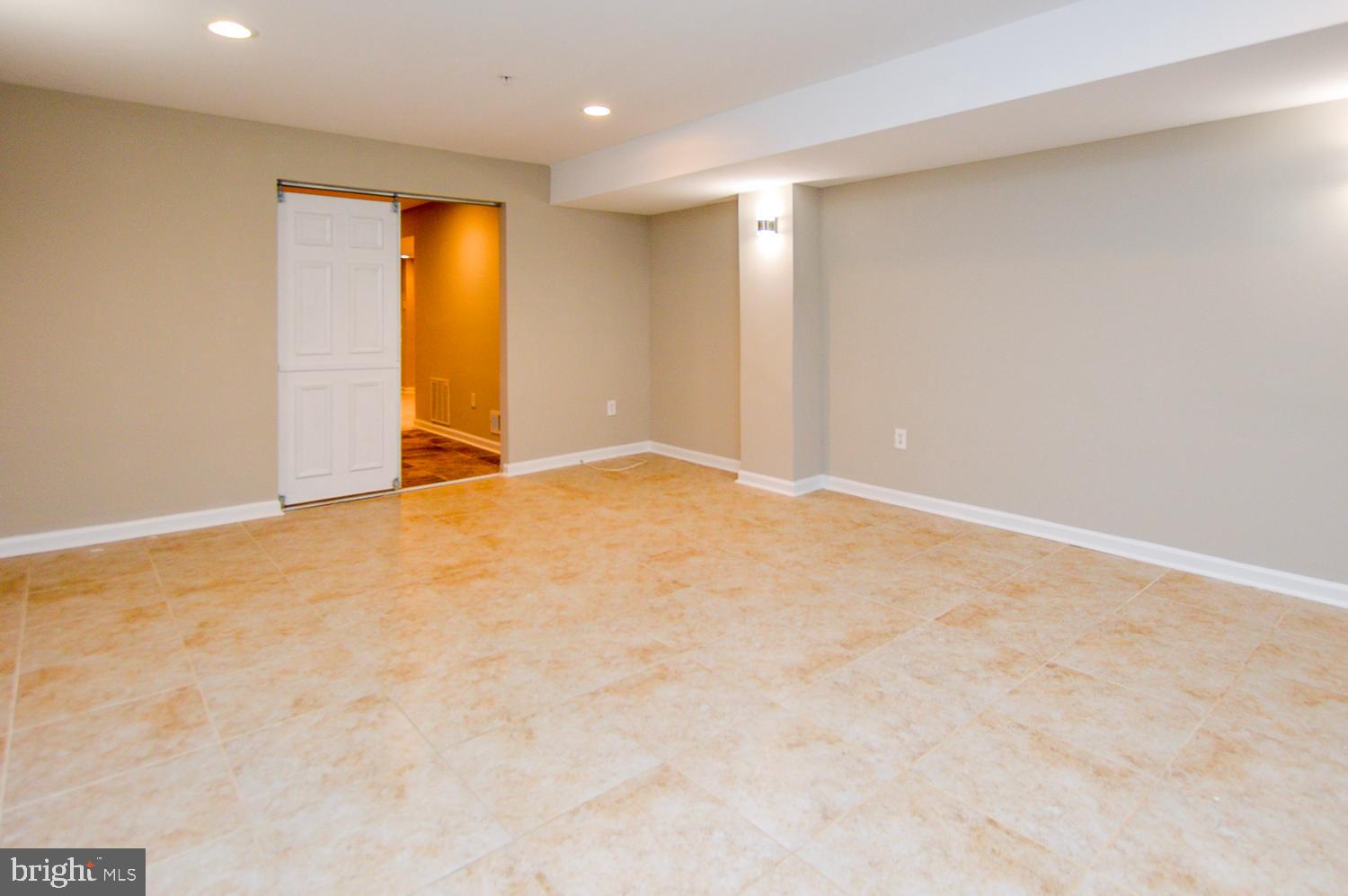 SIMMONS ACRES-ADDN - Residential