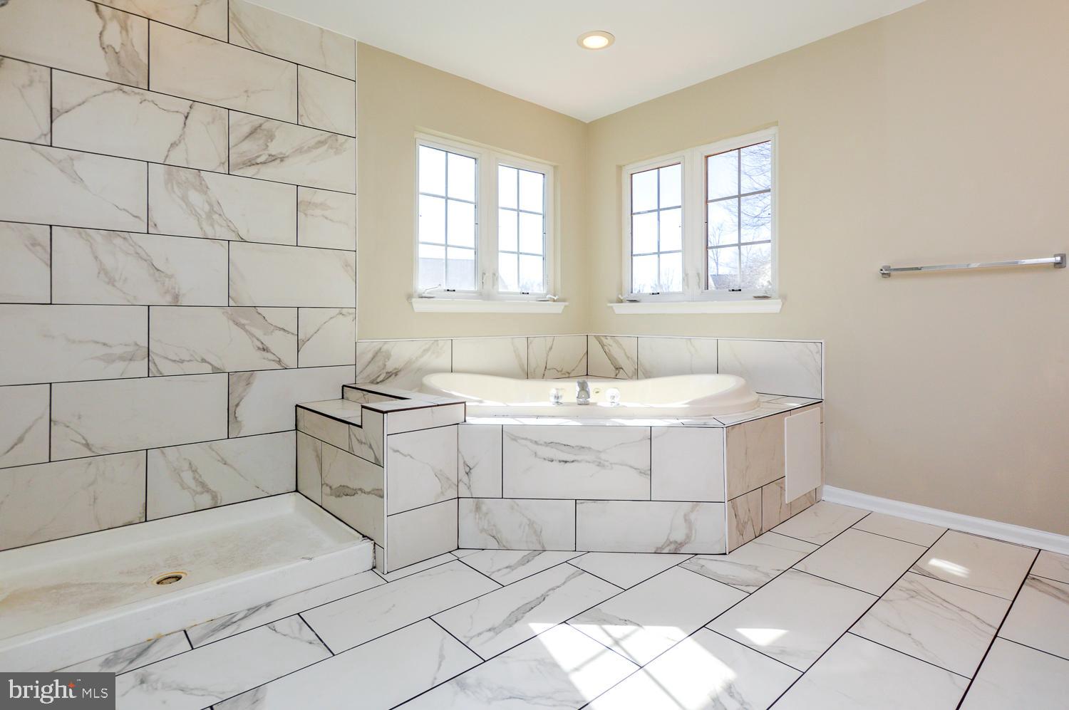 SIMMONS ACRES-ADDN - Residential