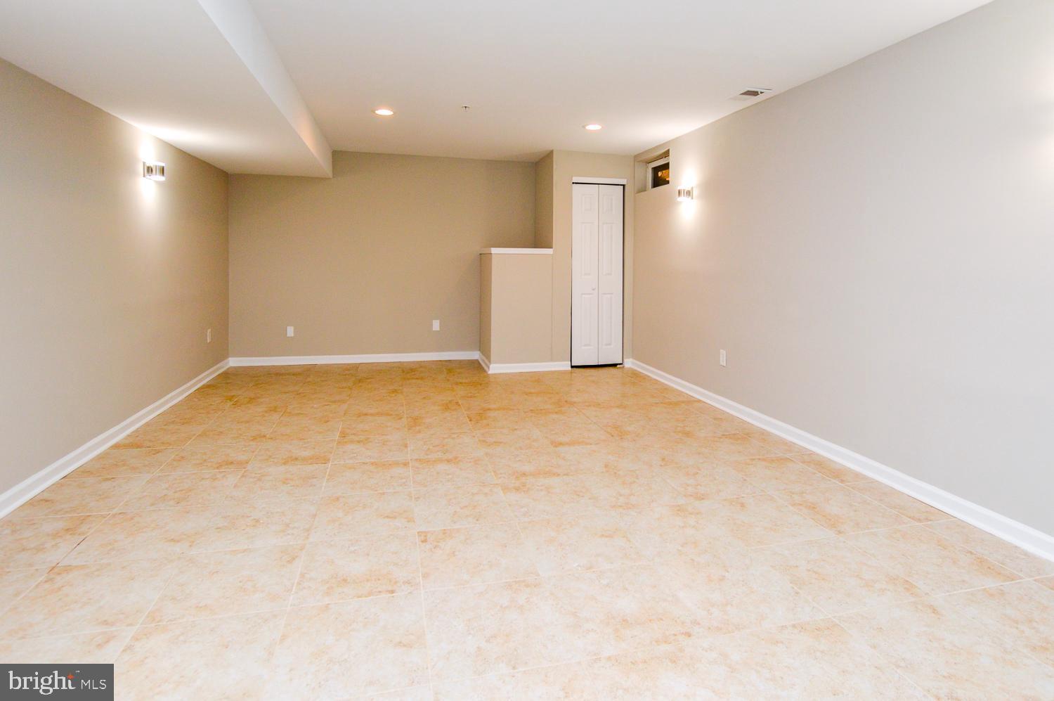 SIMMONS ACRES-ADDN - Residential