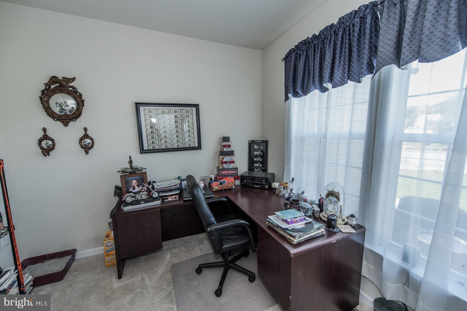 MCCAULEY CROSSING - Residential Lease