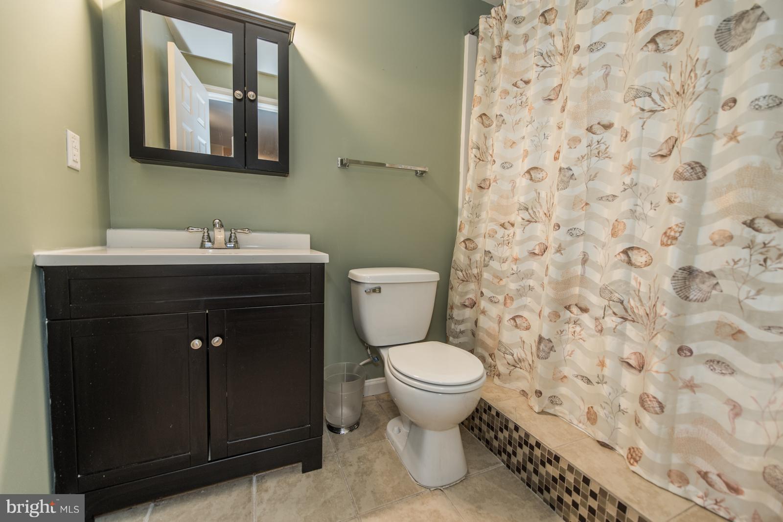 MCCAULEY CROSSING - Residential Lease