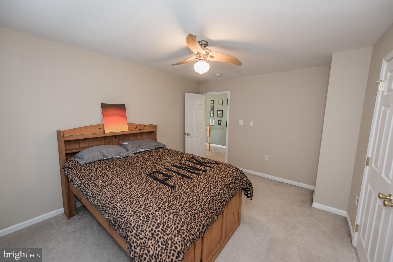 MCCAULEY CROSSING - Residential Lease