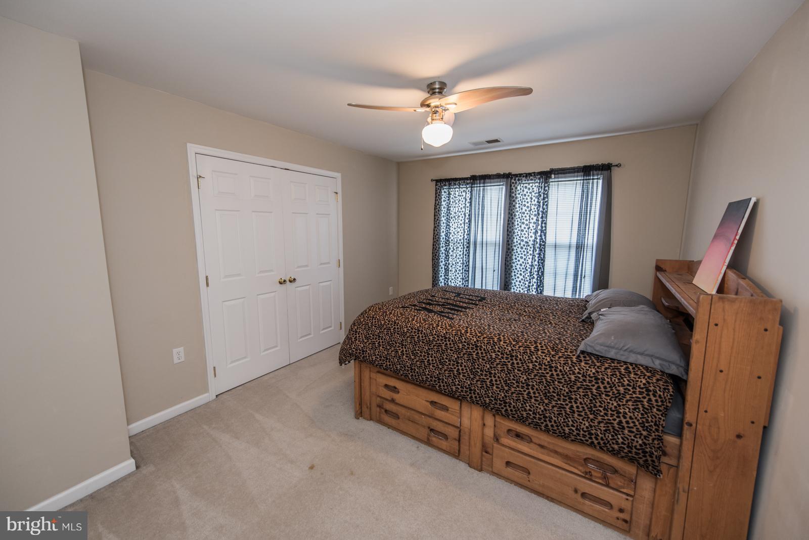 MCCAULEY CROSSING - Residential Lease