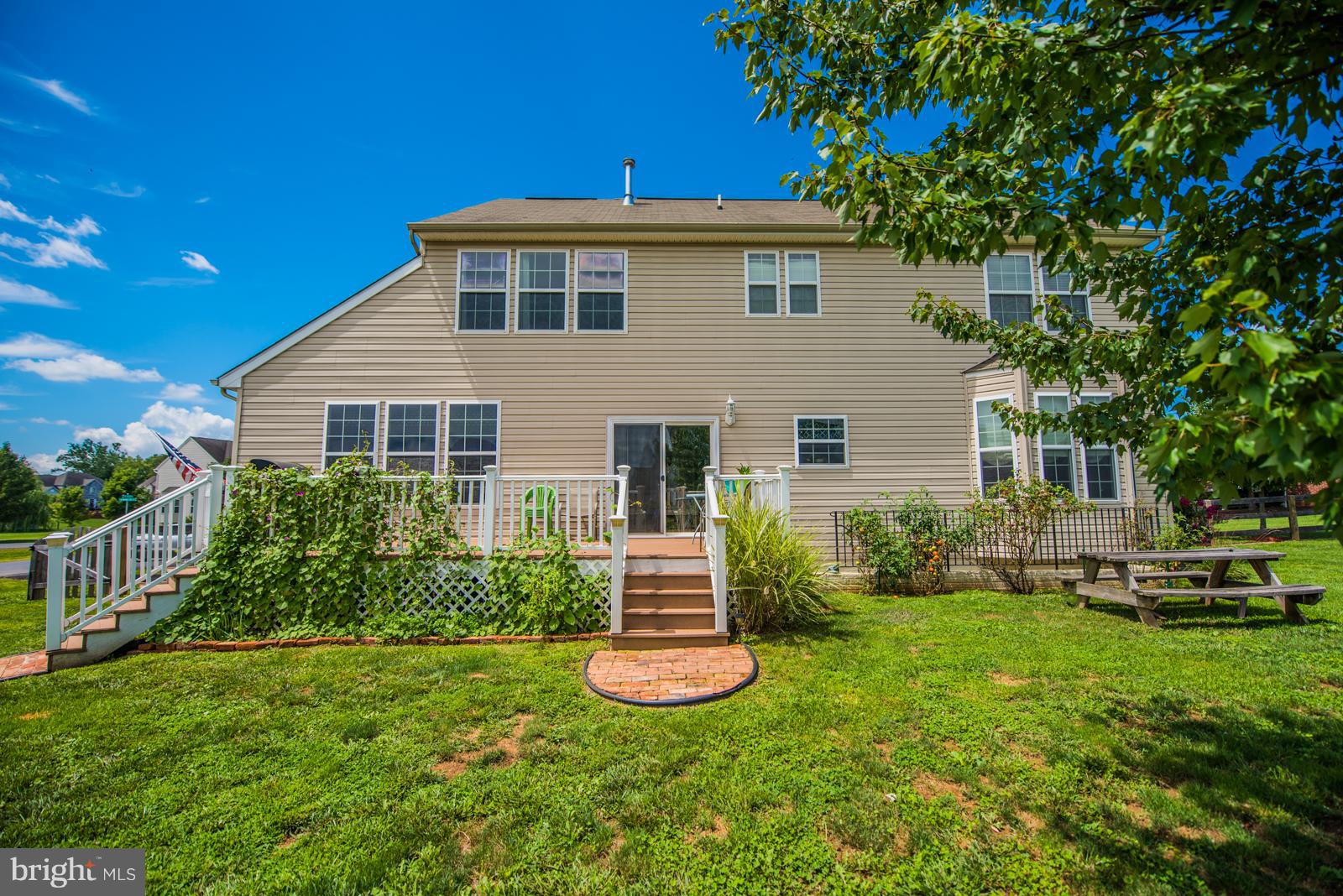 MCCAULEY CROSSING - Residential Lease