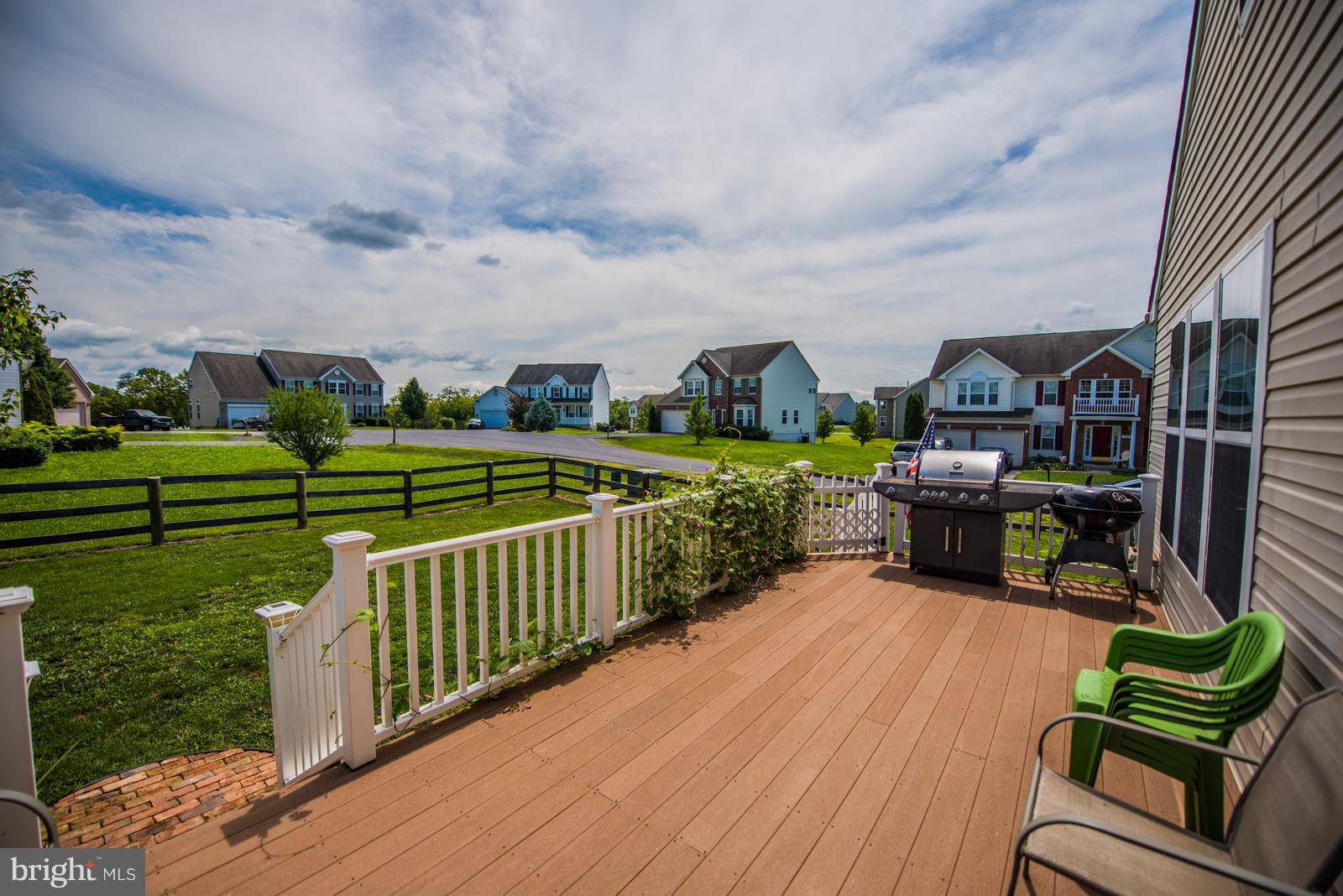 MCCAULEY CROSSING - Residential Lease