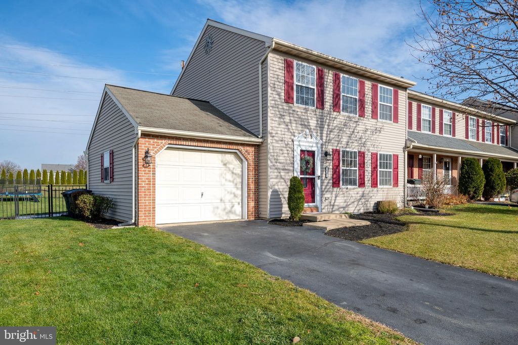 Photo of 55 Chelmsford Drive, Marietta, PA 17547 (MLS # PALA2044240)