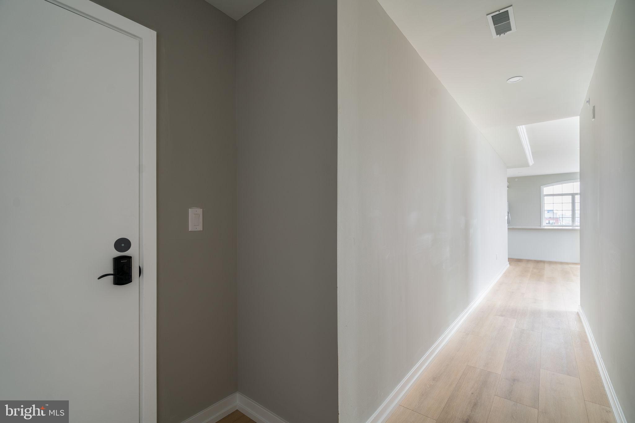 GRADUATE HOSPITAL - Residential Lease