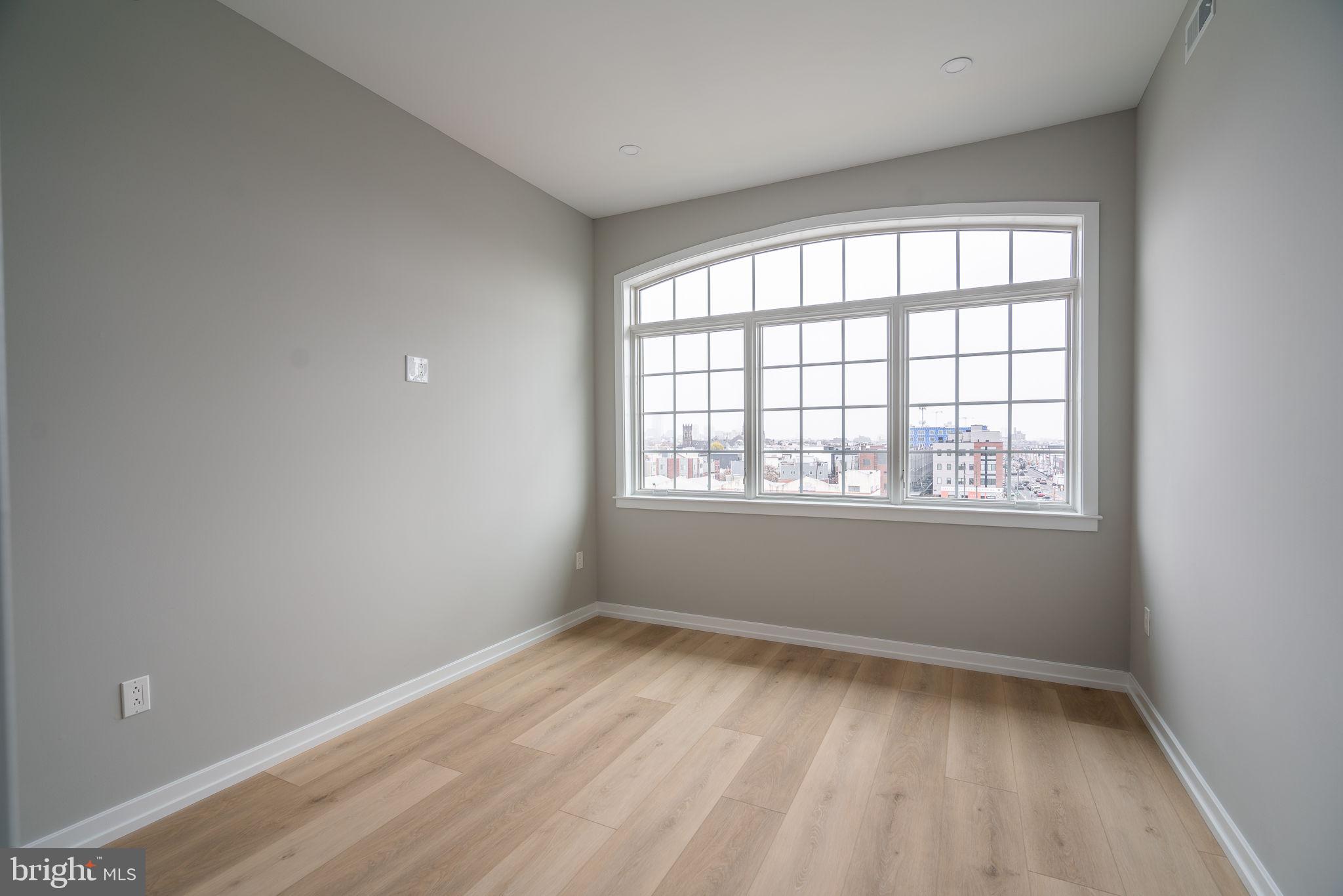 GRADUATE HOSPITAL - Residential Lease