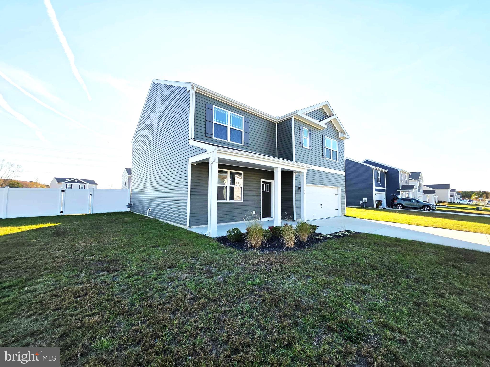 BLACKWATER LANDING - Residential Lease