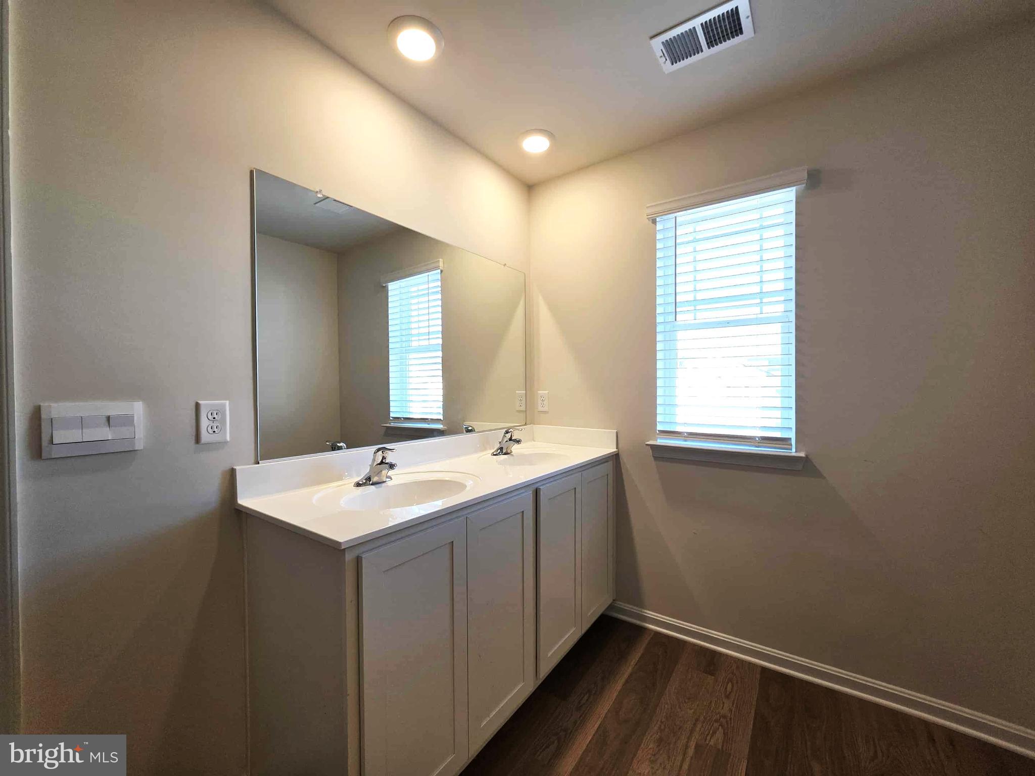 BLACKWATER LANDING - Residential Lease