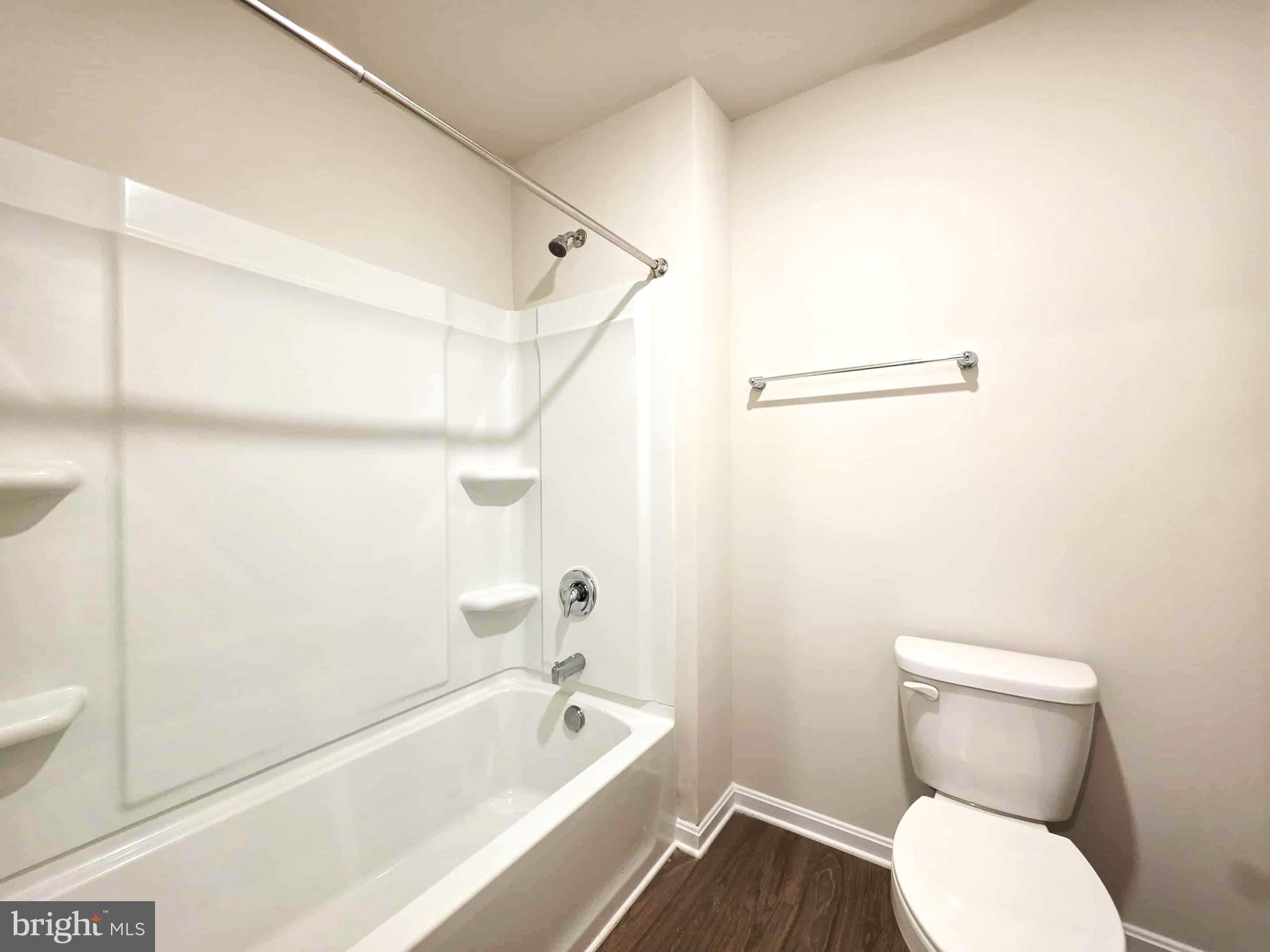 BLACKWATER LANDING - Residential Lease