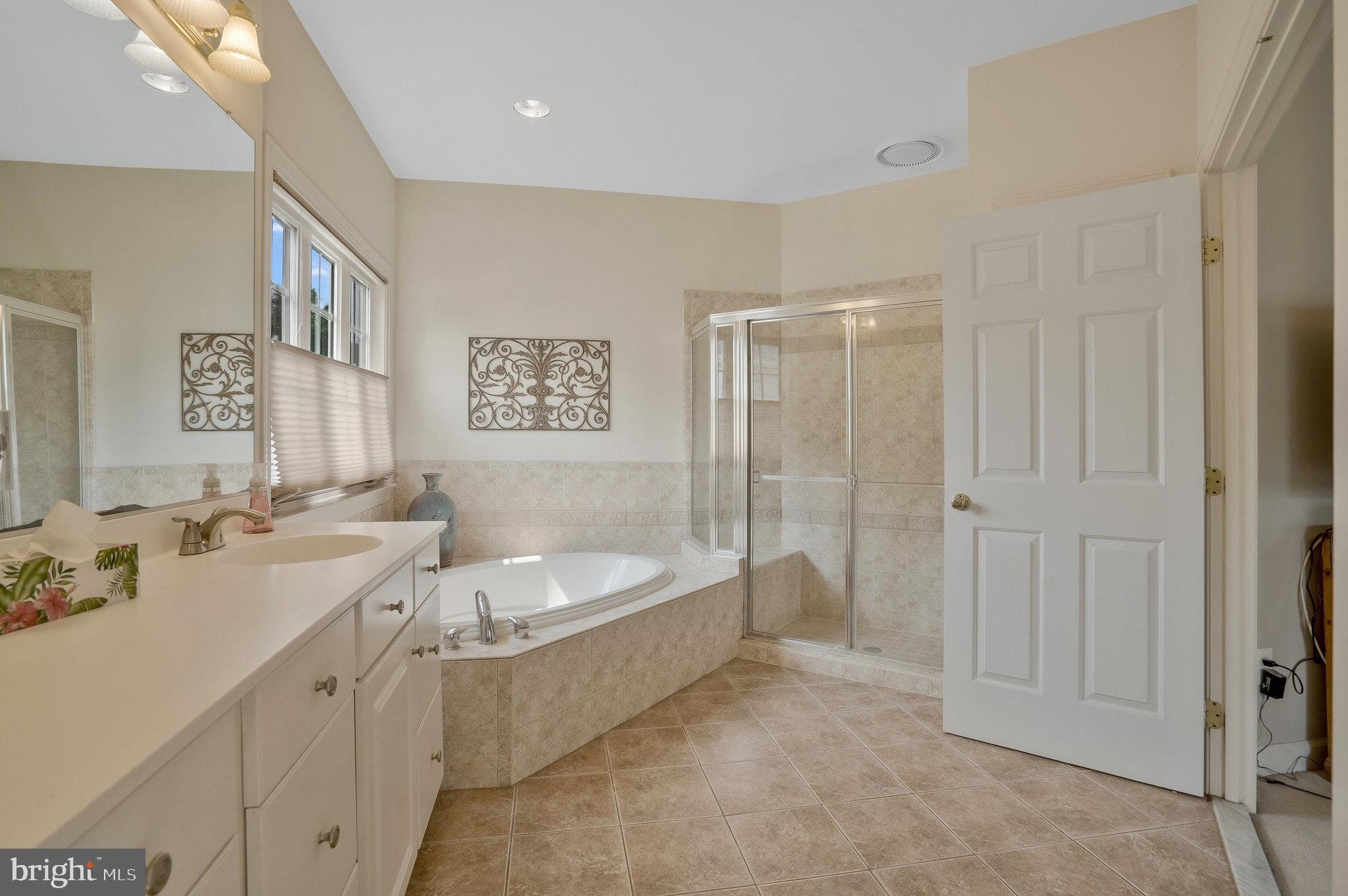 SPRING LAKES - Residential