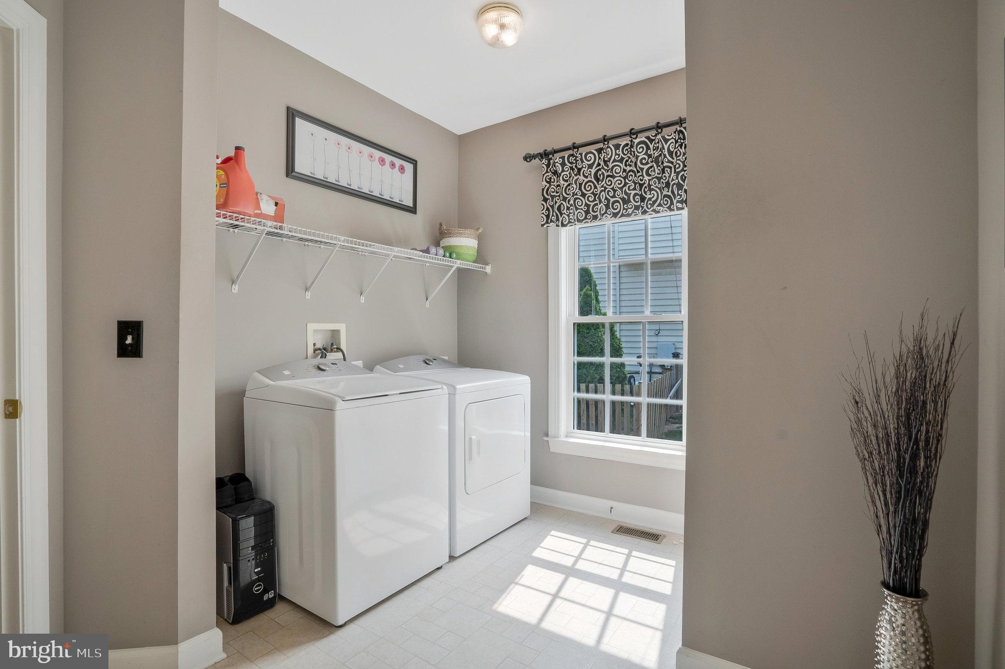 SPRING LAKES - Residential