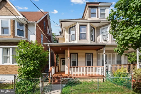 MLS: NJCD2119328