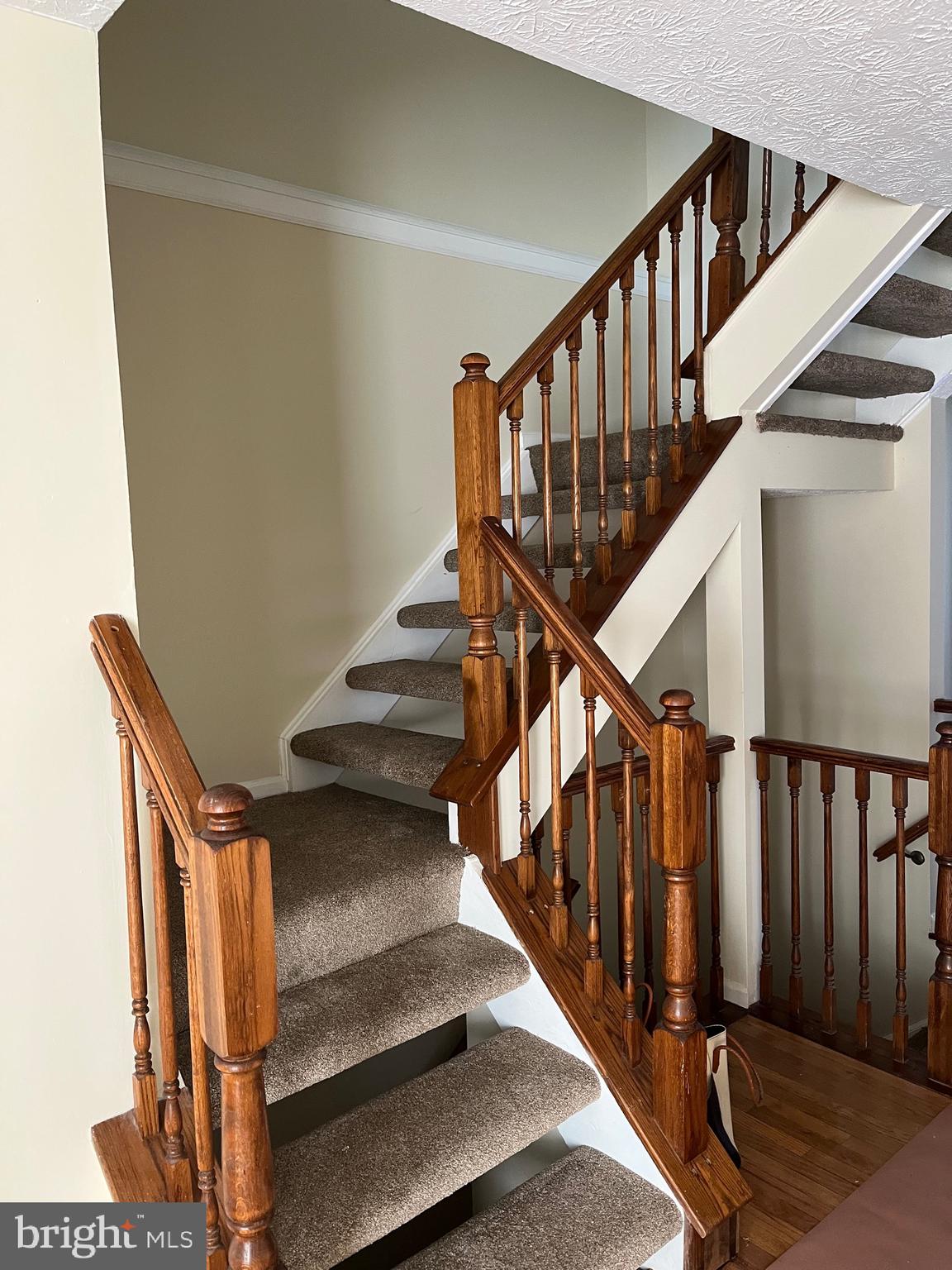 SEVEN OAKS - Residential