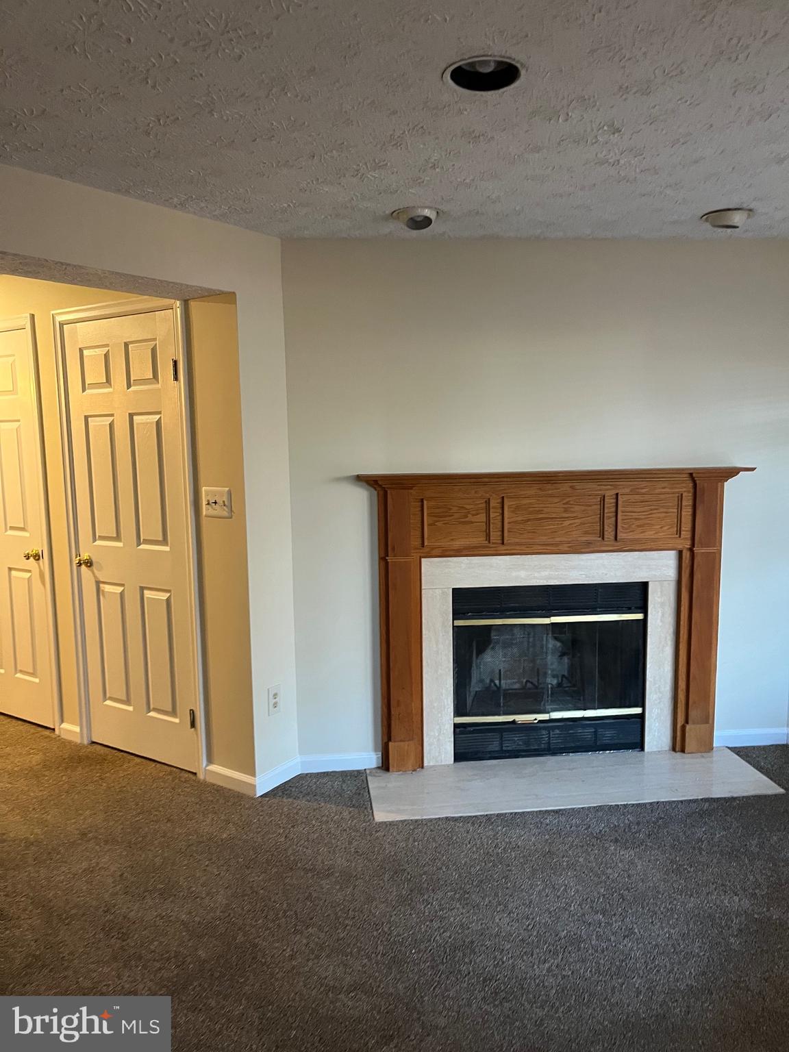 SEVEN OAKS - Residential