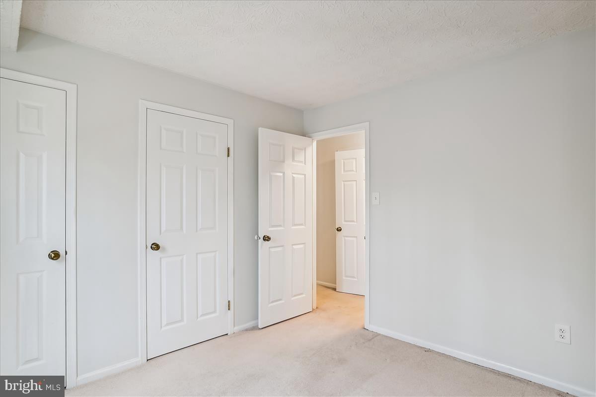 DEEP CREEK COMMONS - Residential