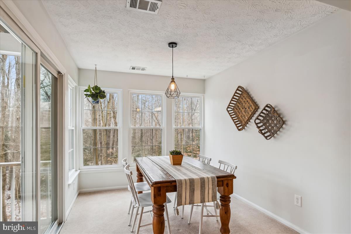 DEEP CREEK COMMONS - Residential