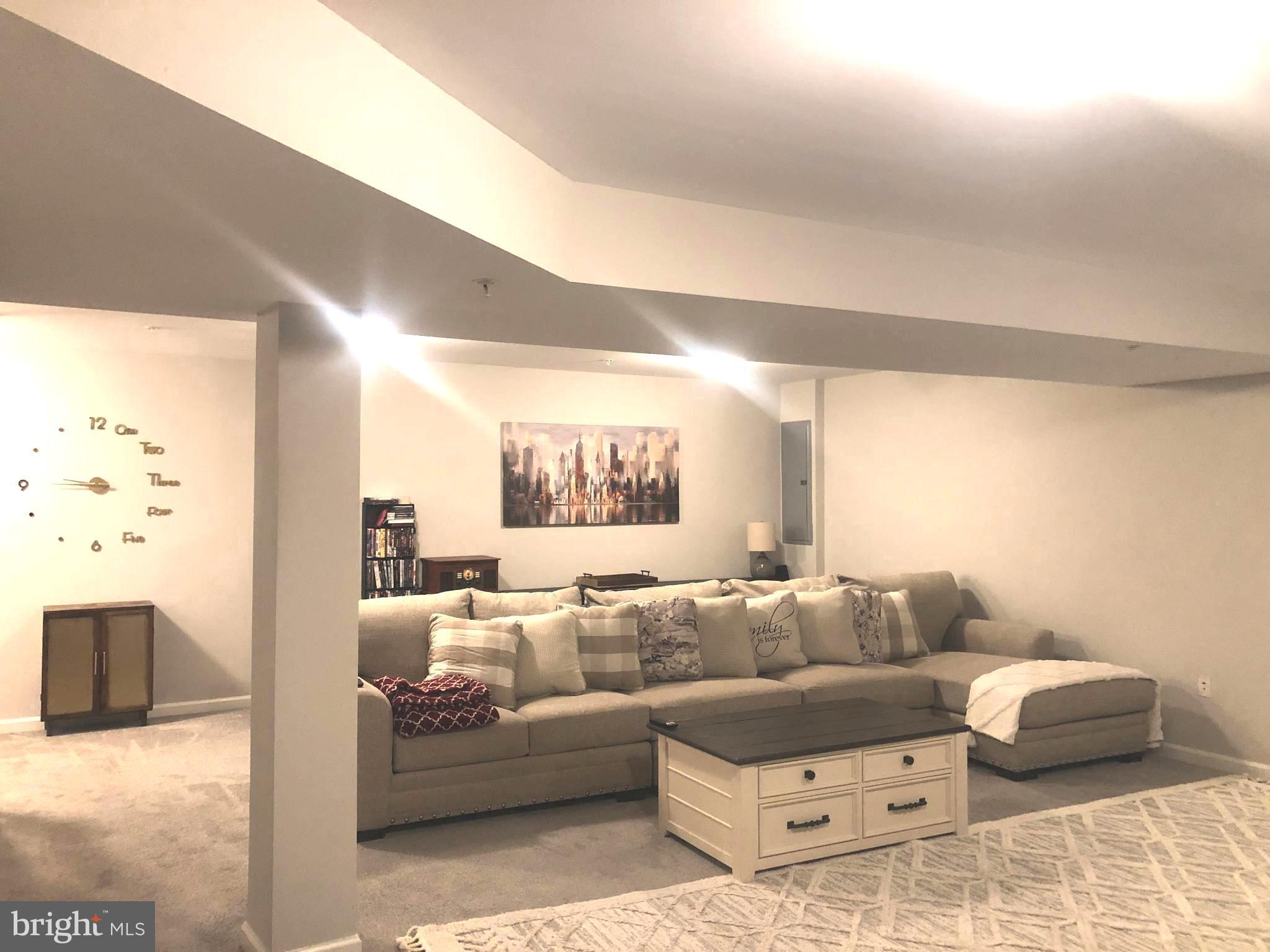 OAKLANDS-PLAT 1> - Residential