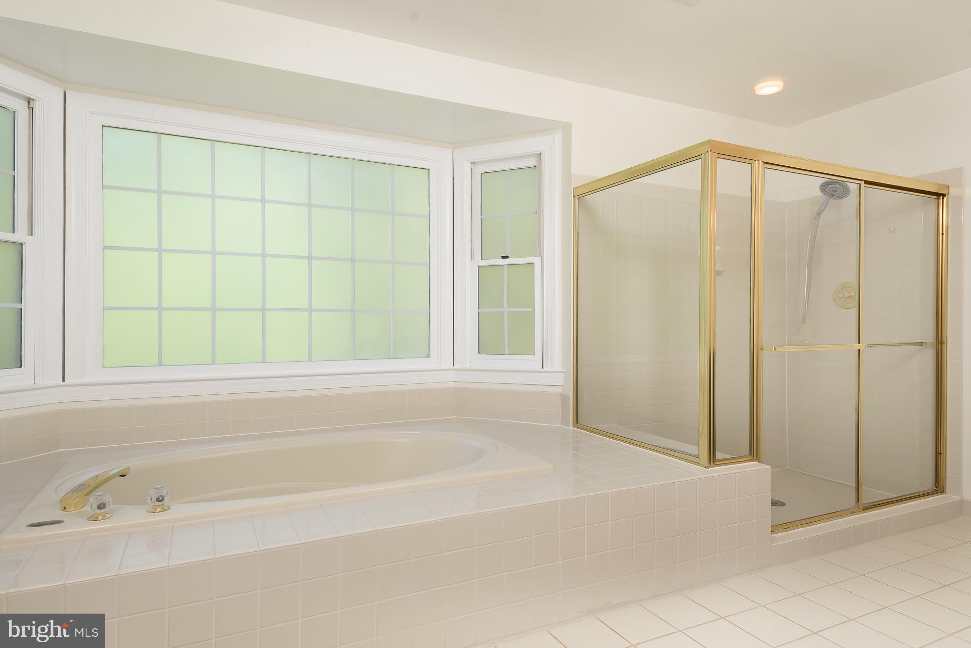 FAIRFAX HILLS - Residential Lease