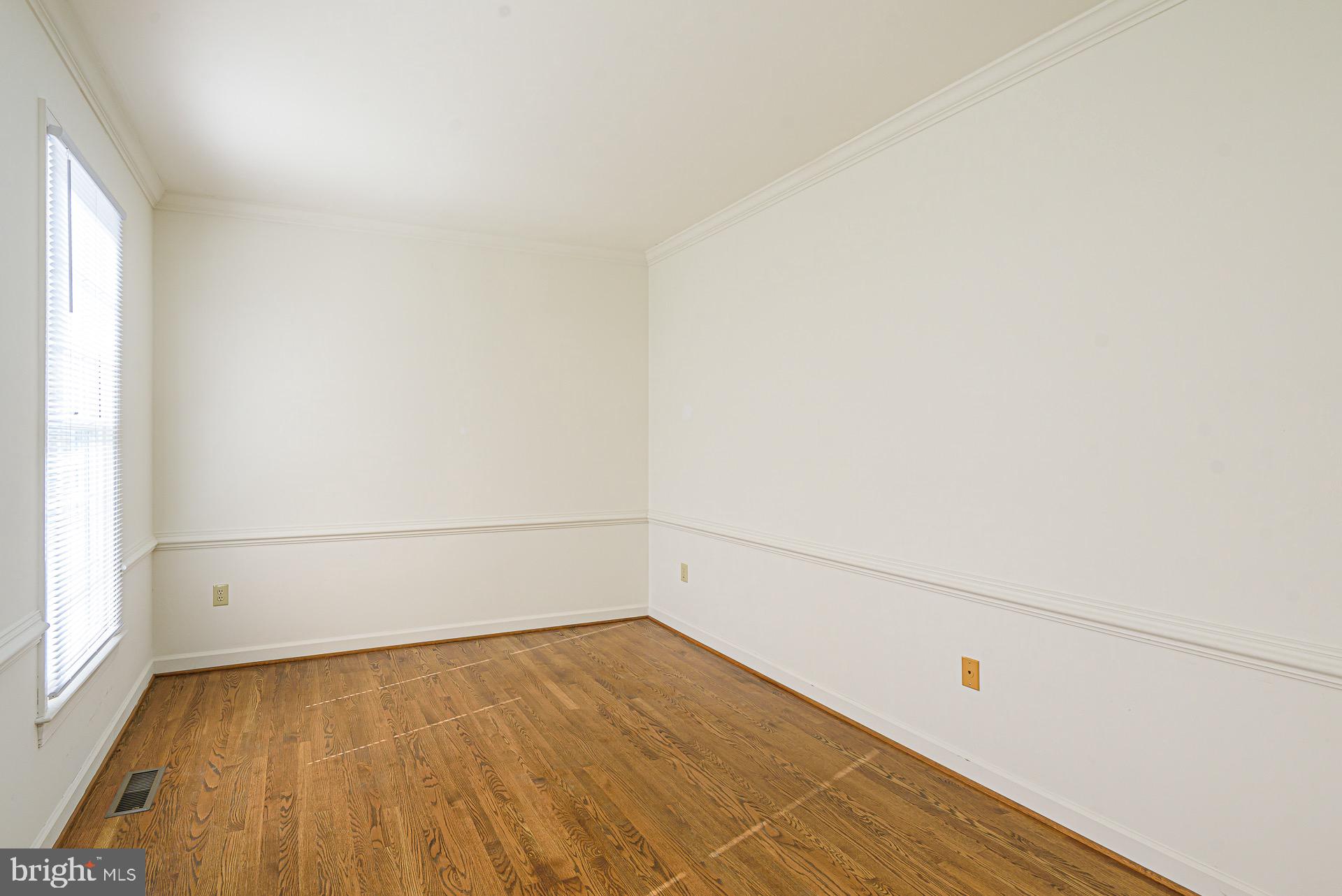 FAIRFAX HILLS - Residential Lease