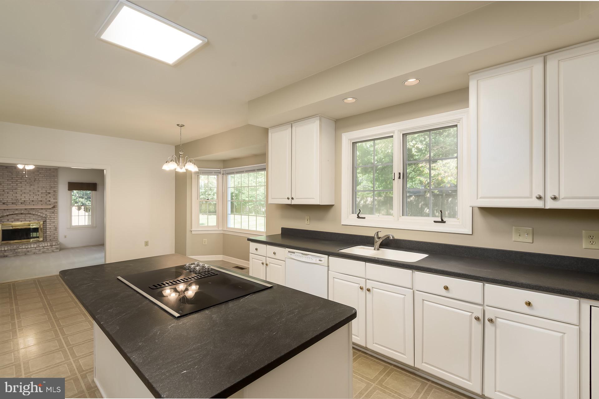 FAIRFAX HILLS - Residential Lease