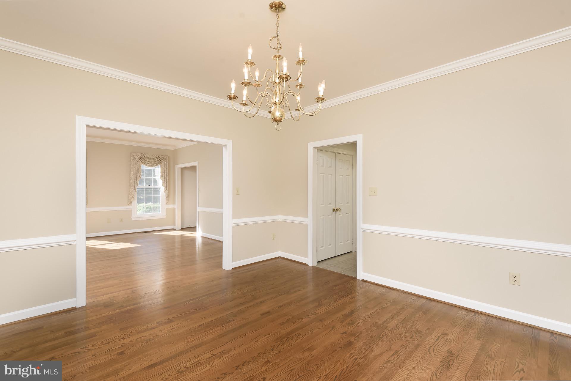 FAIRFAX HILLS - Residential Lease