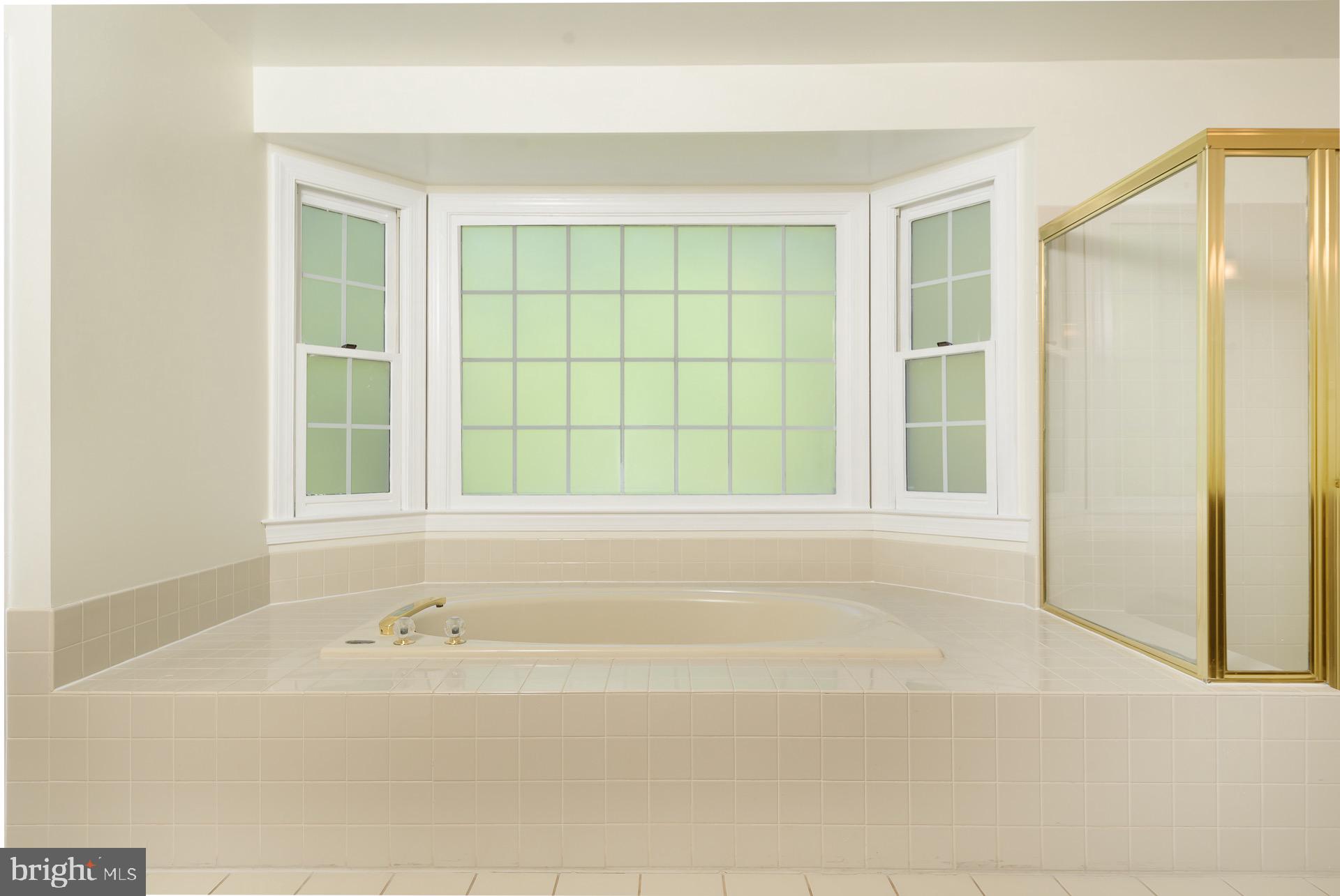 FAIRFAX HILLS - Residential Lease