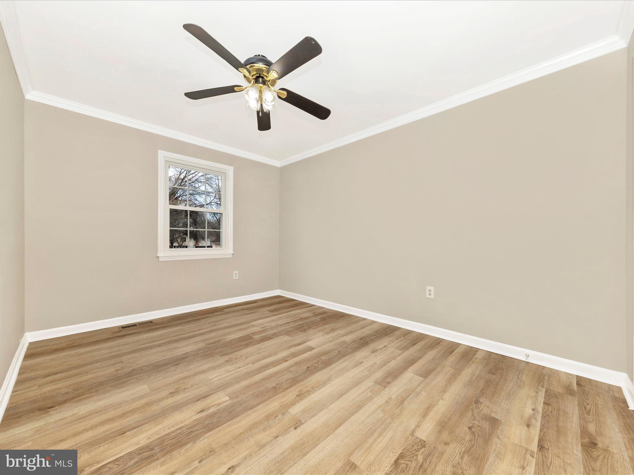 FLOWER HILL - Residential