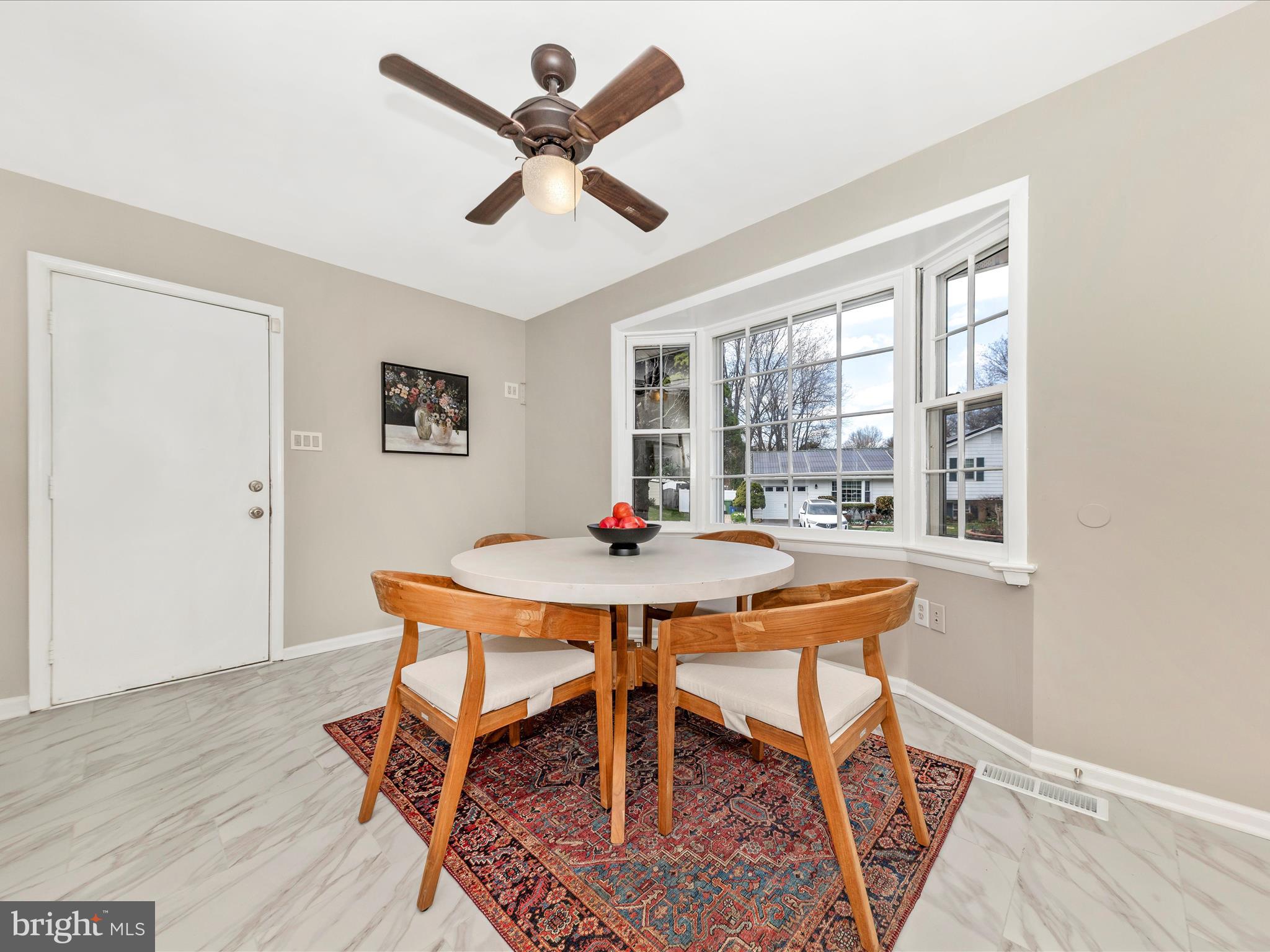 FLOWER HILL - Residential