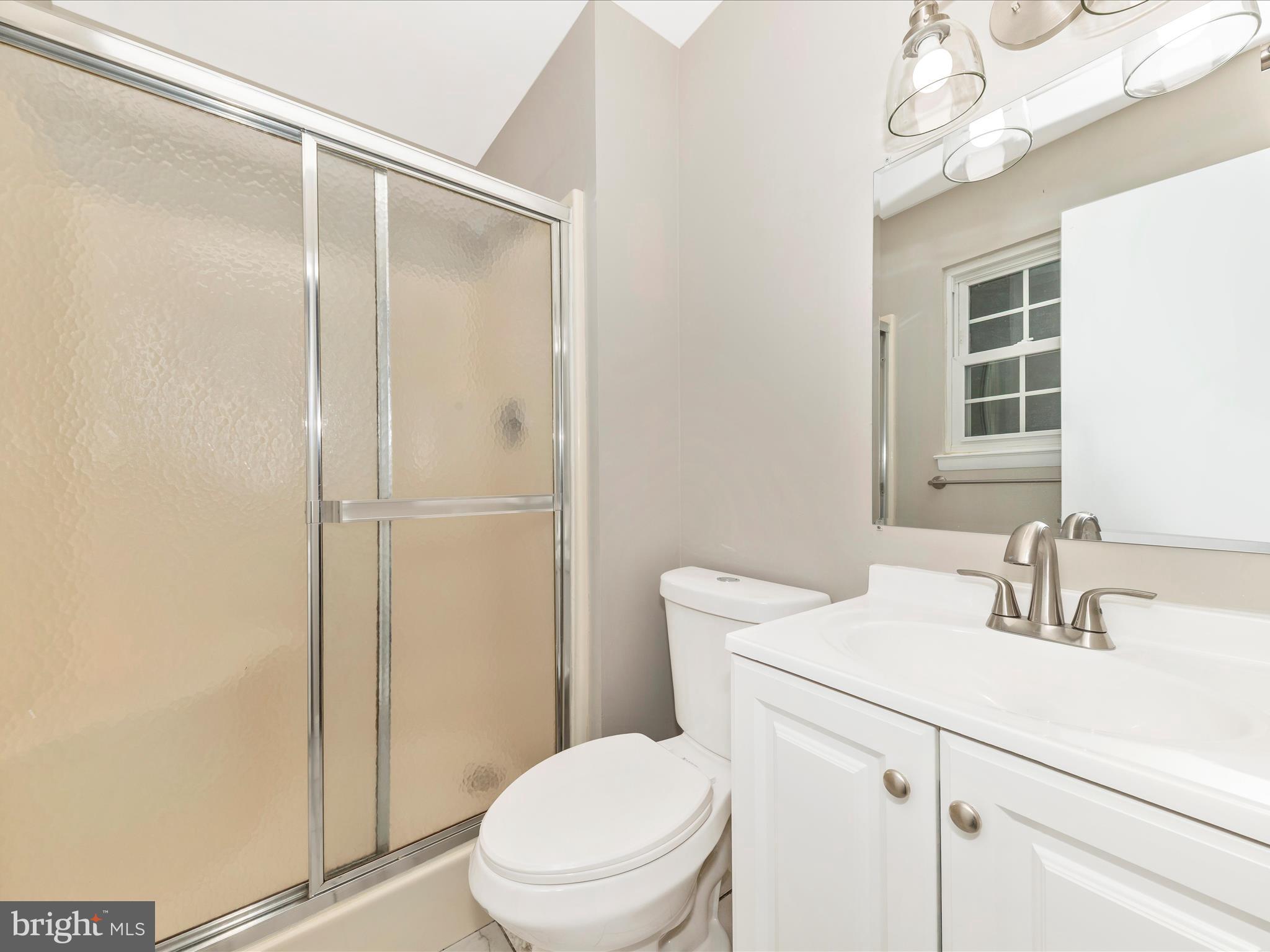 FLOWER HILL - Residential